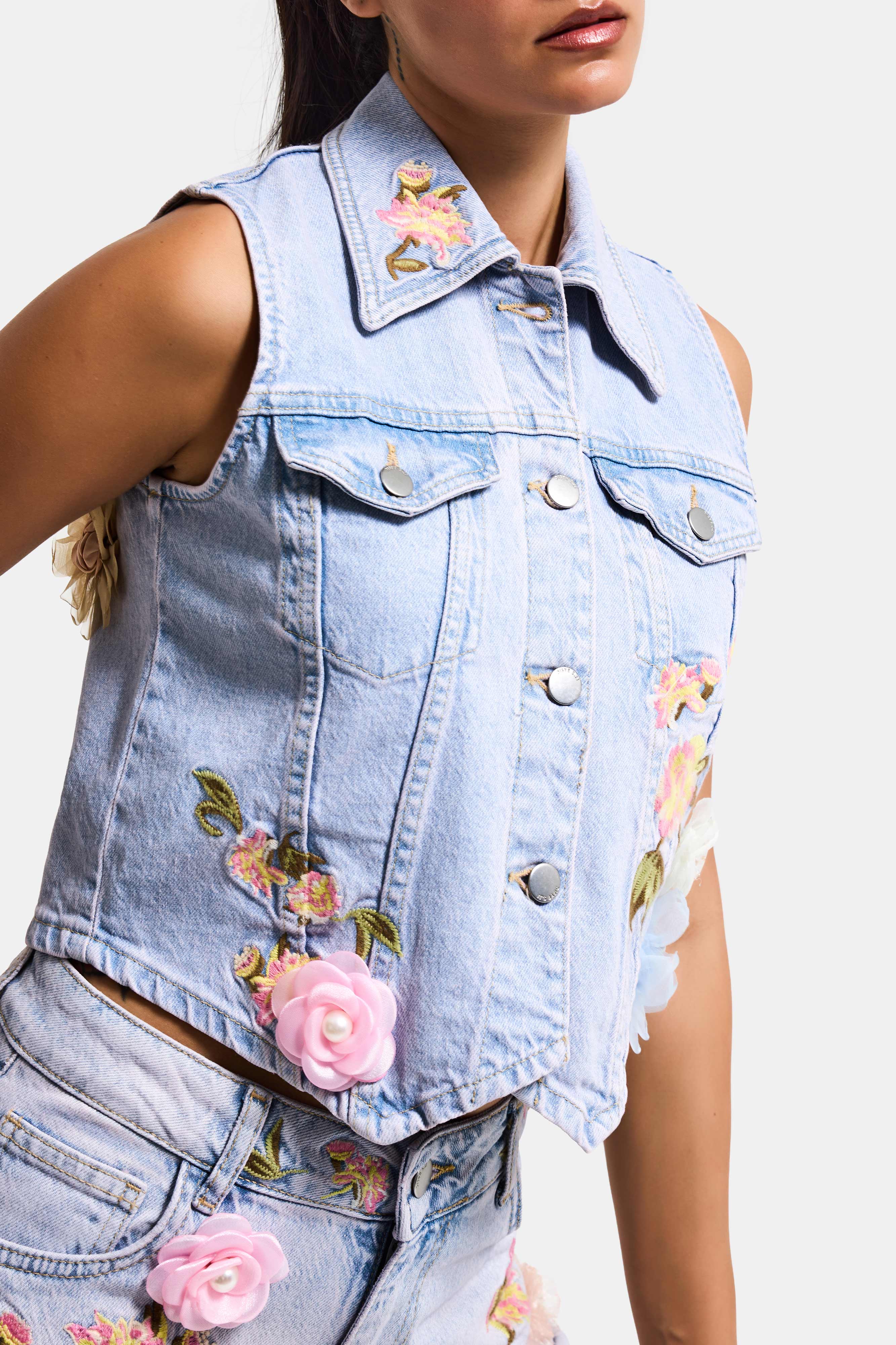Kadın Kot Rengi 3s6-89 Crop Fit Gül ve Nakış Detaylı Özel Tasarım Denim Yelek