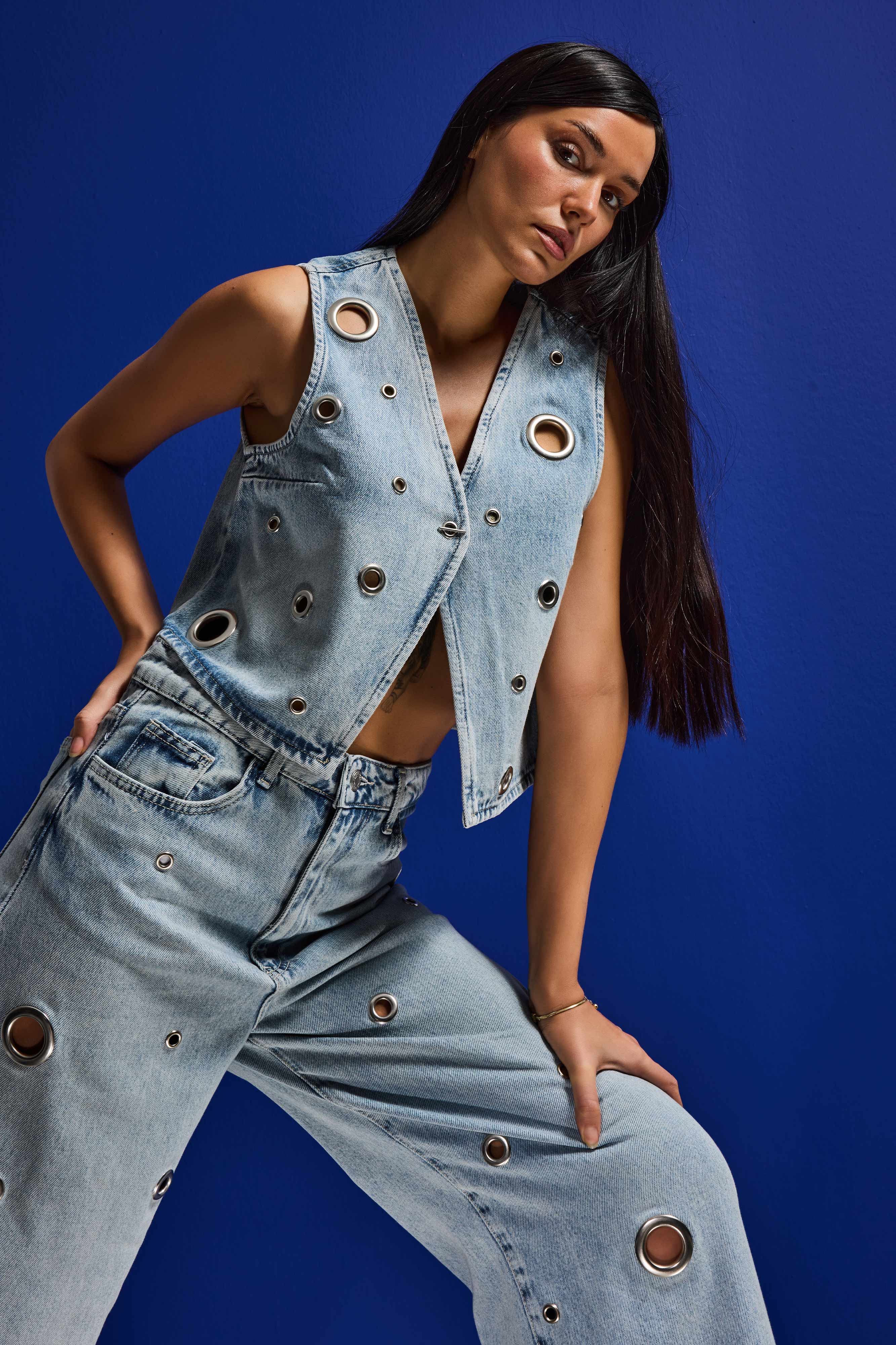 Kadın Kot Rengi 4s6-65 Rahat Kesim Kuş Gözü Detaylı Tasarım Sıfır Kol Denim Yelek