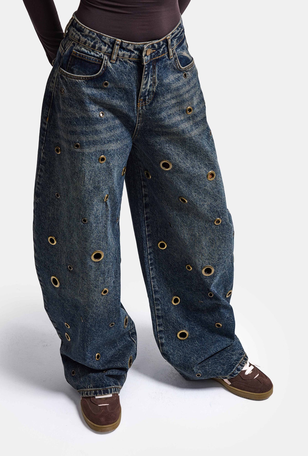 Kadın Kot Rengi 4w6-11 Barrel Fit Kuş Gözü Detaylı Özel Tasarım Denim Jean