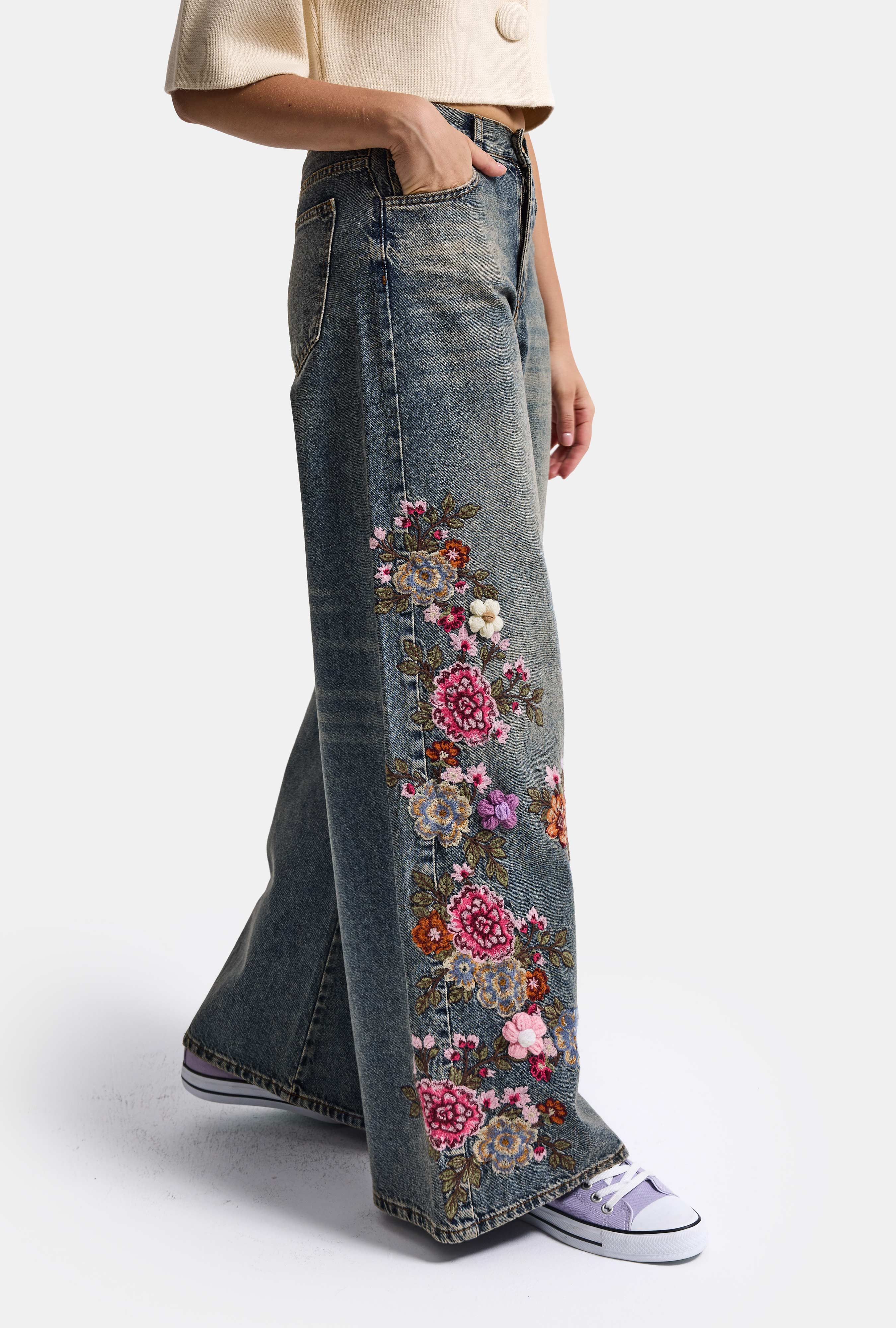Kadın Kot Renk 4w6-8 Palazzo Fit Nakış ve 3D Gül Detaylı Özel Tasarım Denim Jean