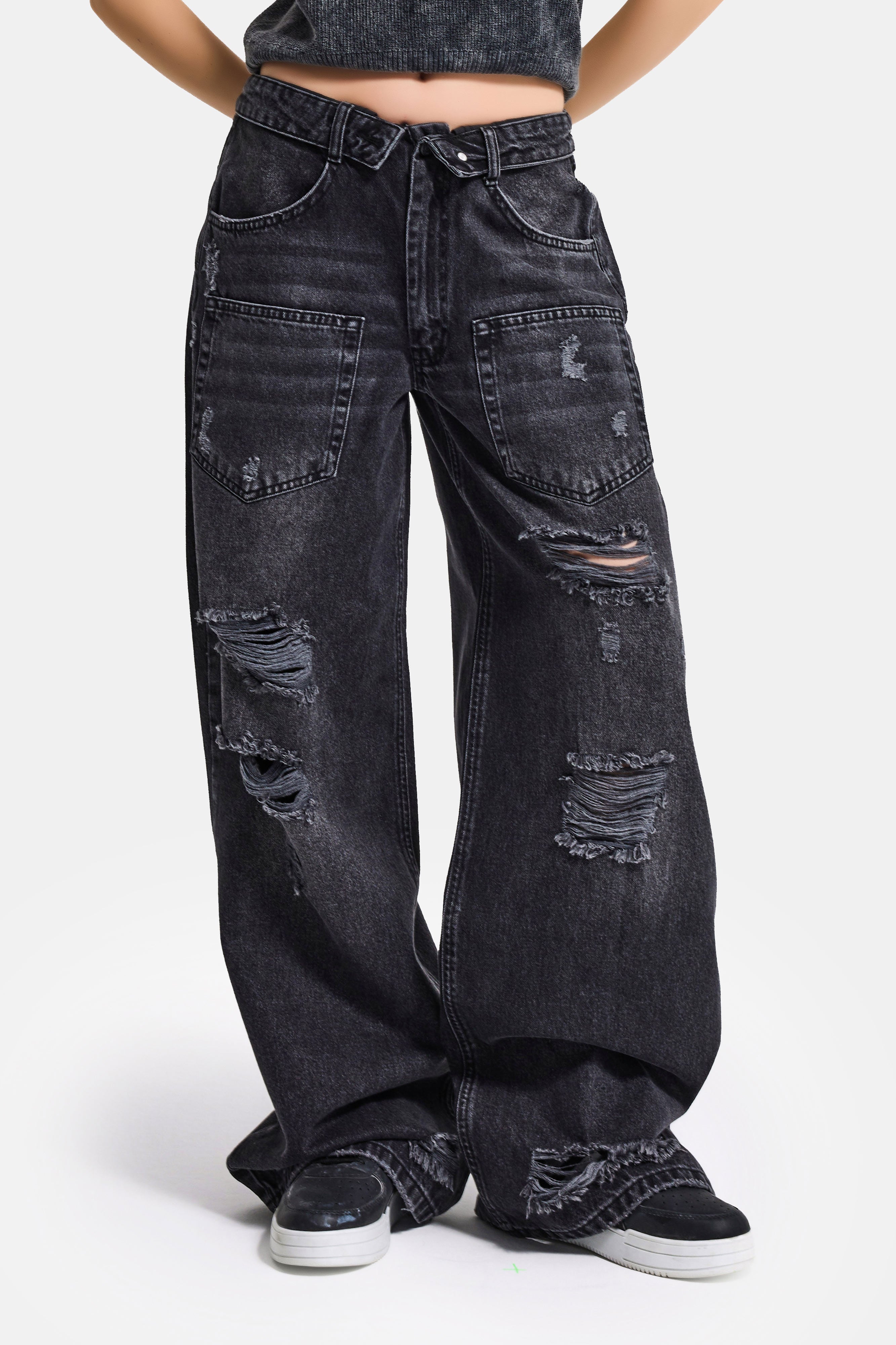 Kadın Koyu Füme 10s6-1 Süper Baggy Kemer ve Yırtık Detaylı Özel Tasarım Denim Jean