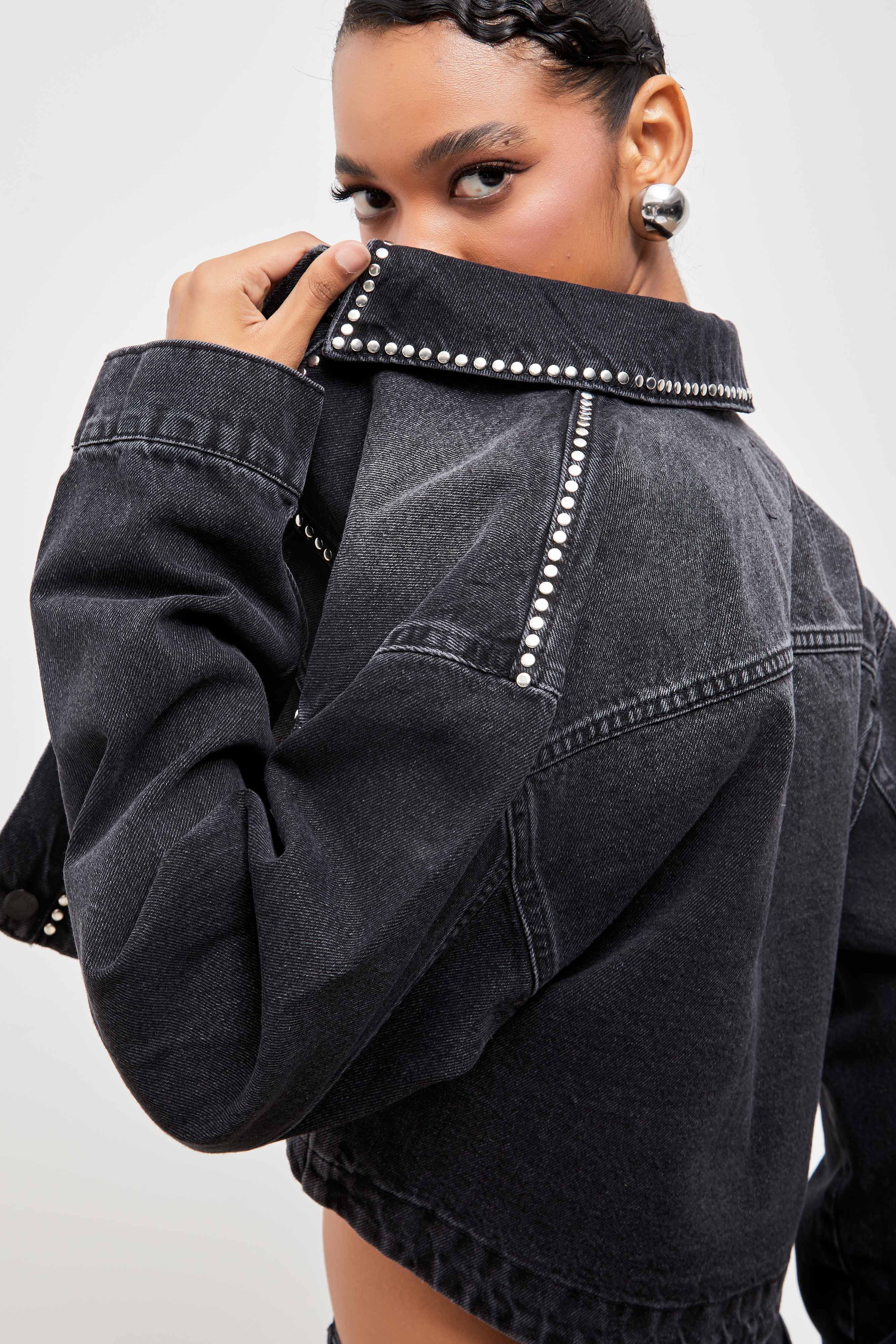Women's Dark Smoke 2w41 Color Drop Detailed Design Denim Crop Jacket