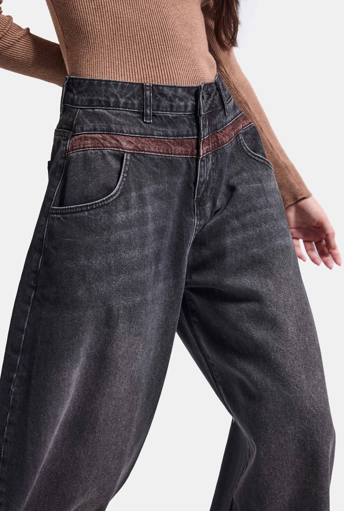 Kadın Koyu Füme 2w6-1 Barrel Fit Bol Kesim Özel Tasarım Denim Jean