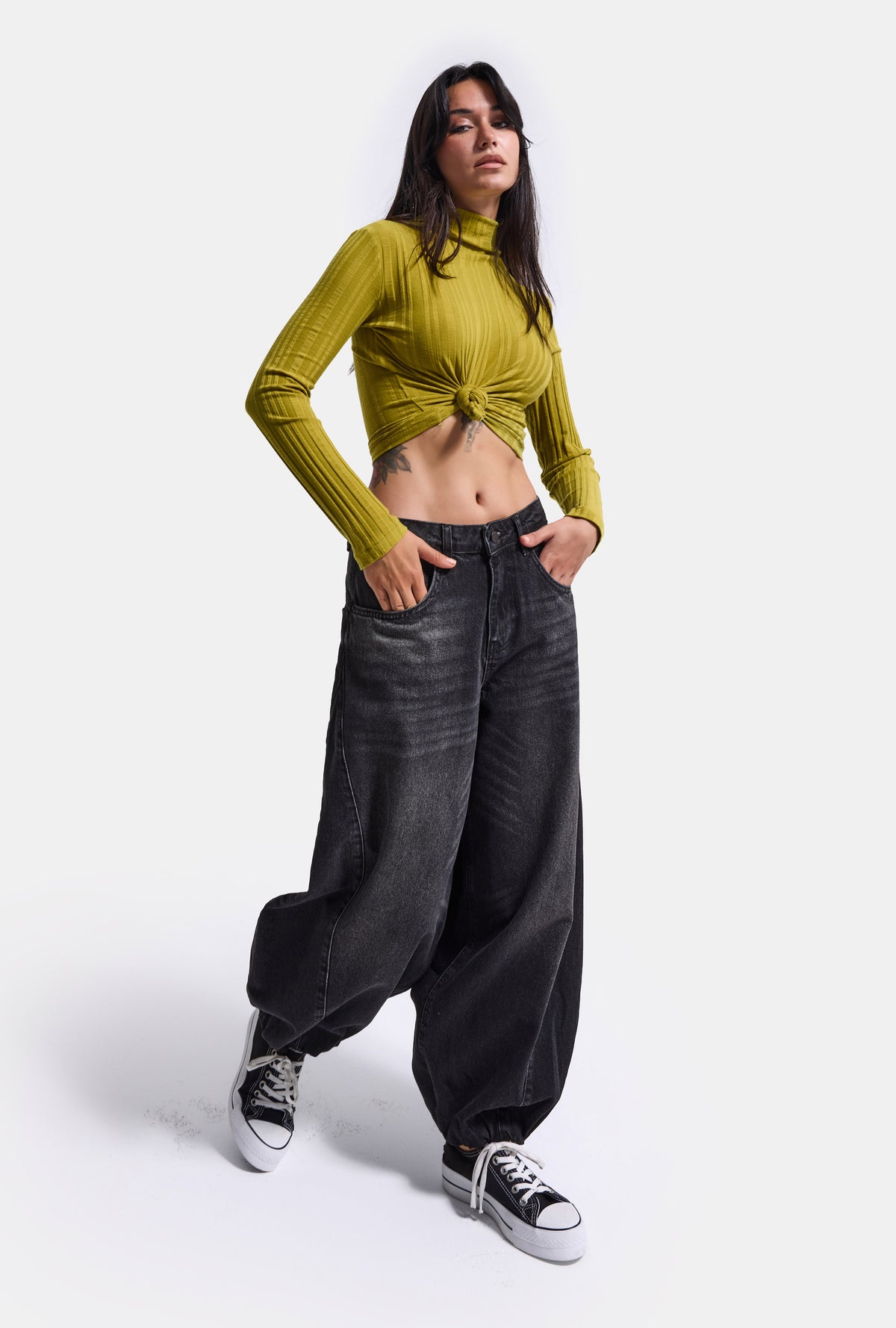 Kadın Koyu Füme 2w6-1 Barrel Jogger Paça Lastikli Denim Jean