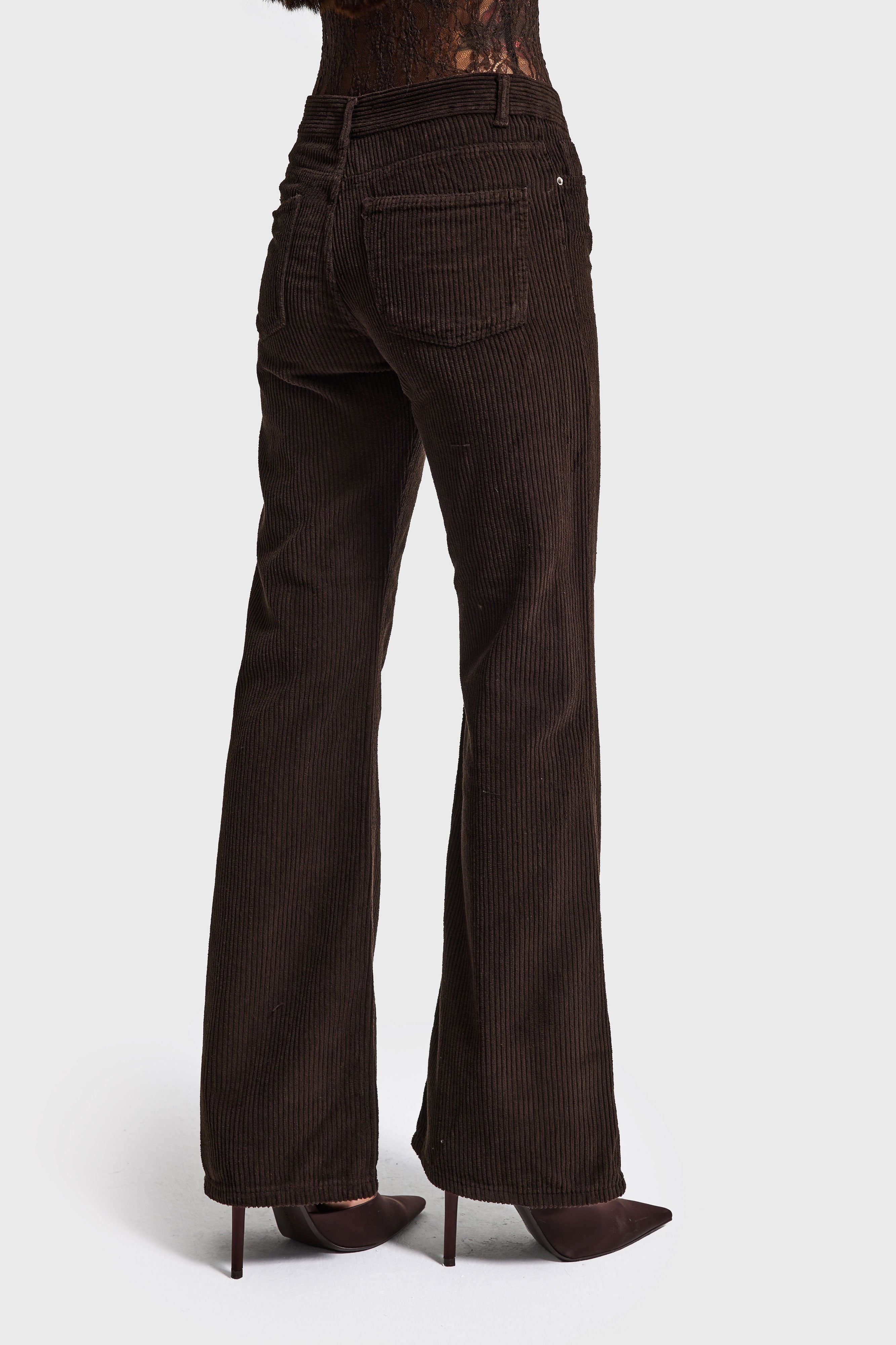 Kadın Koyu Kahve Renk 29w5-81 Midrise Flare Fit Kalın Fitilli Velvet Kumaş Kadife Pantolon