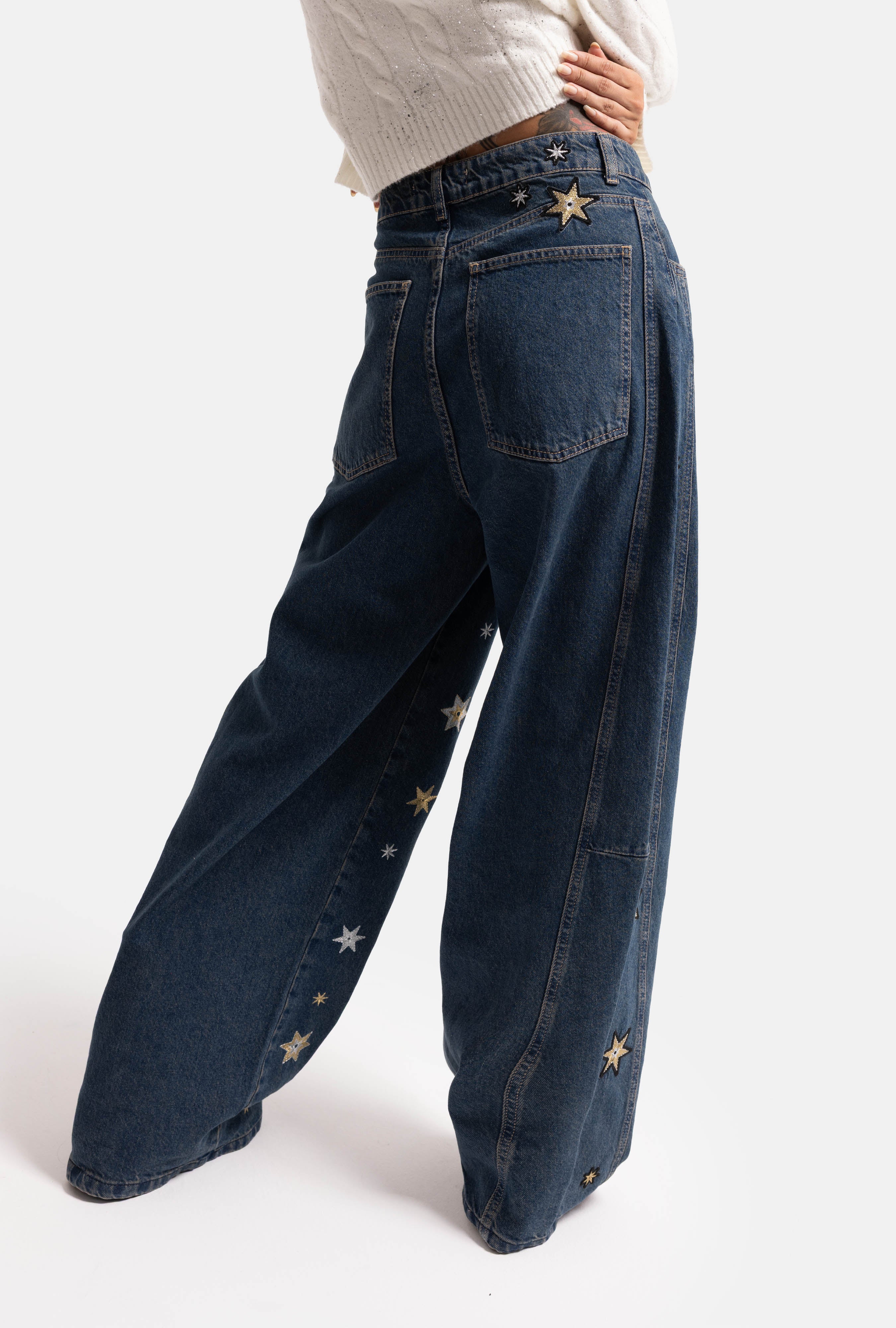 Kadın Koyu Kot 1w6-8 Mega Baggy Yıldız Nakış Detaylı Özel Tasarım Denim Jean