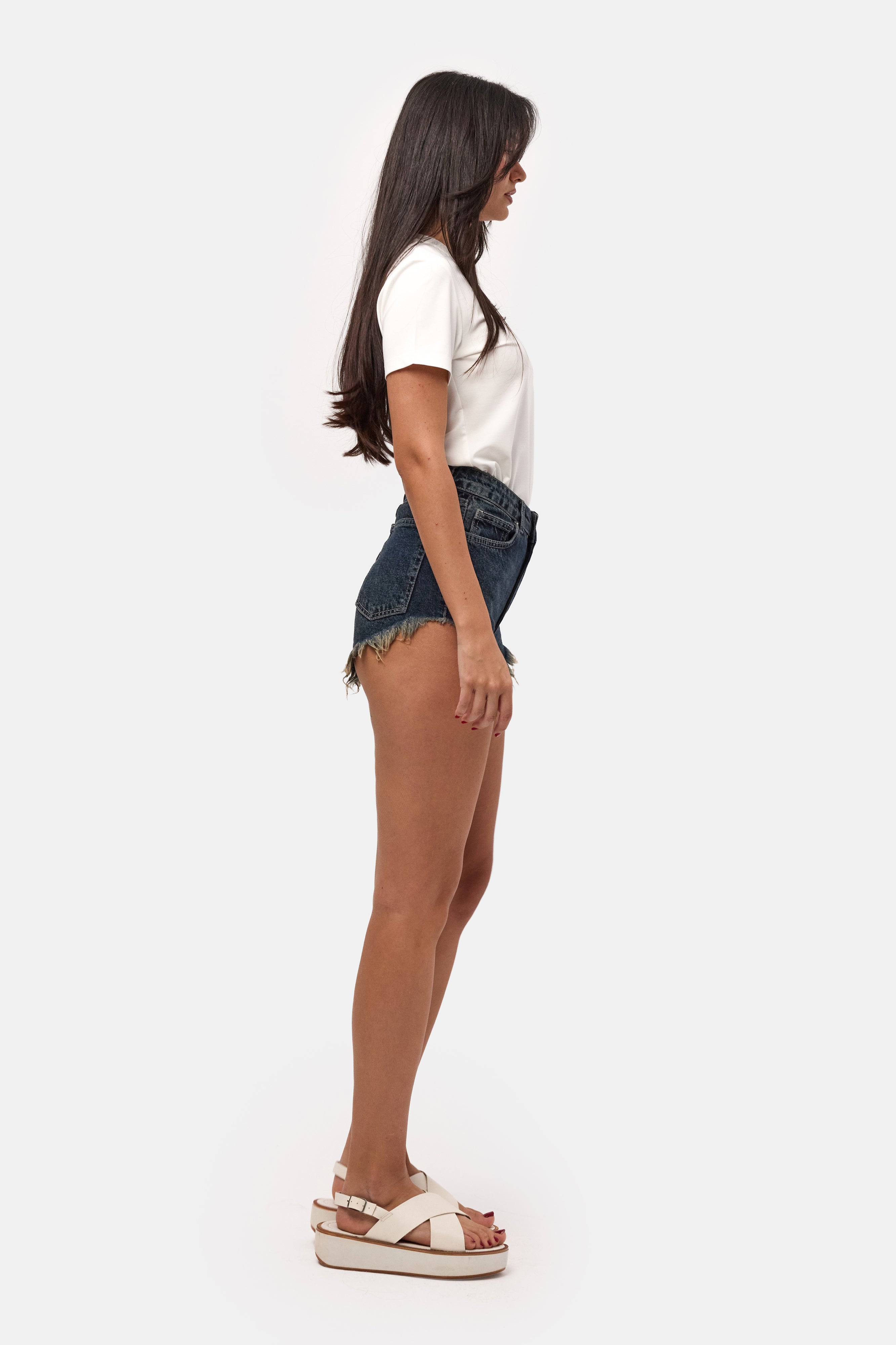 Kadın Koyu Kot 2s6 Mini Boy Paça Püsküllü Denim Şort