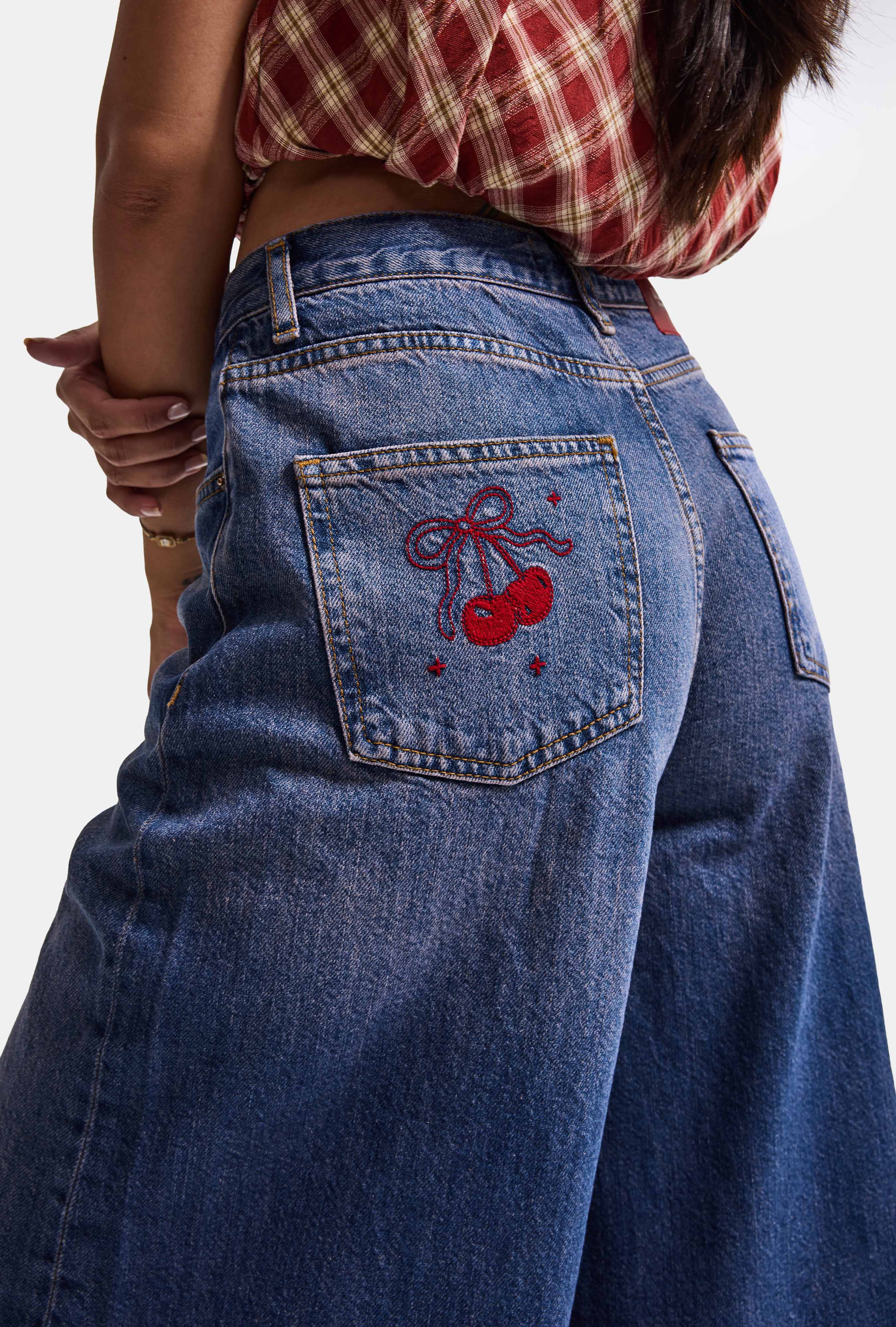 Kadın Koyu Kot 4w6-98 Culotte Fit Kiraz Nakış Detaylı Tasarım Denim Jean