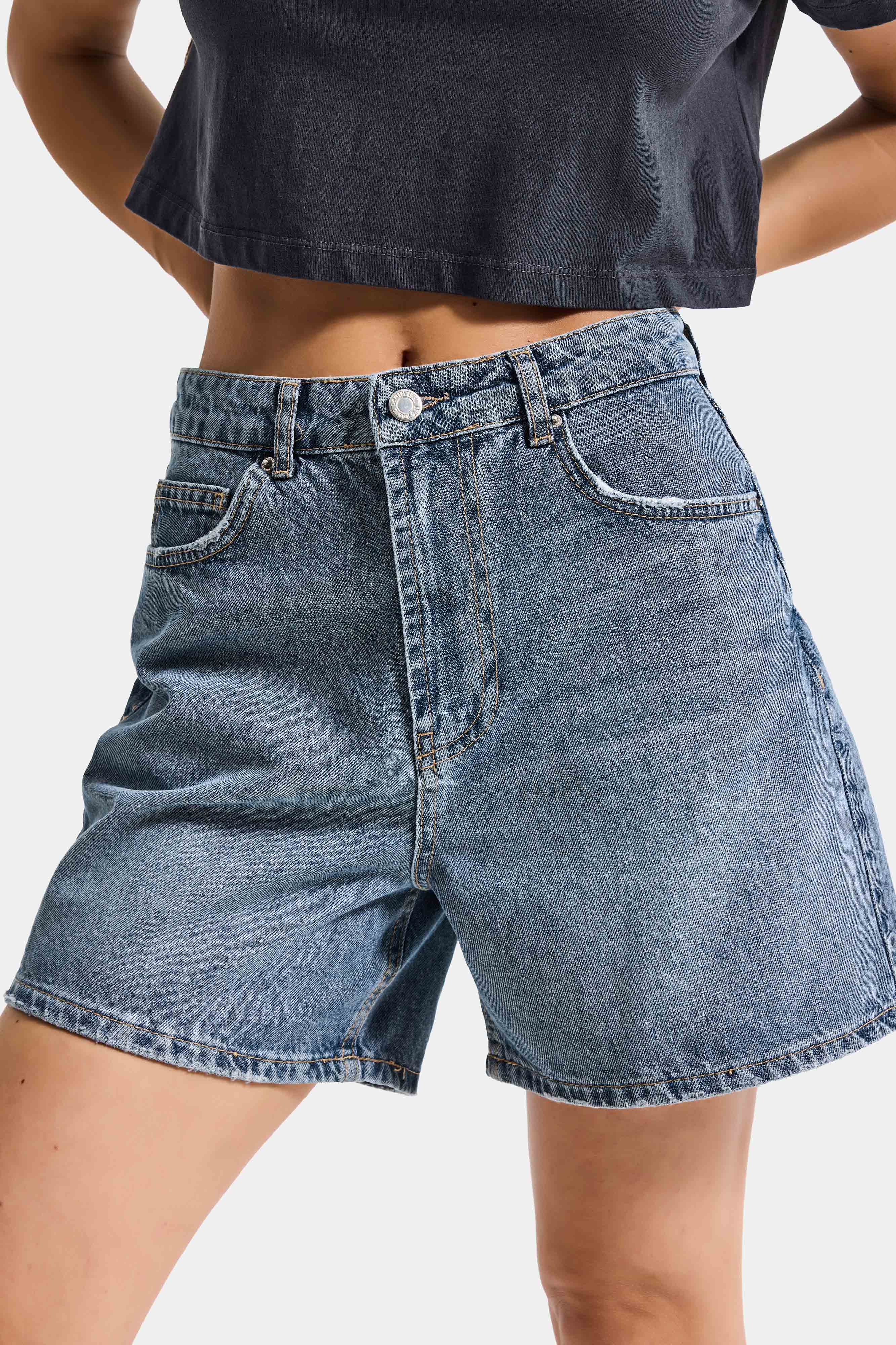 Kadın Koyu Kot Rengi 2s6-125 Mom Fit Midi Boy %100 Koton Denim Şort