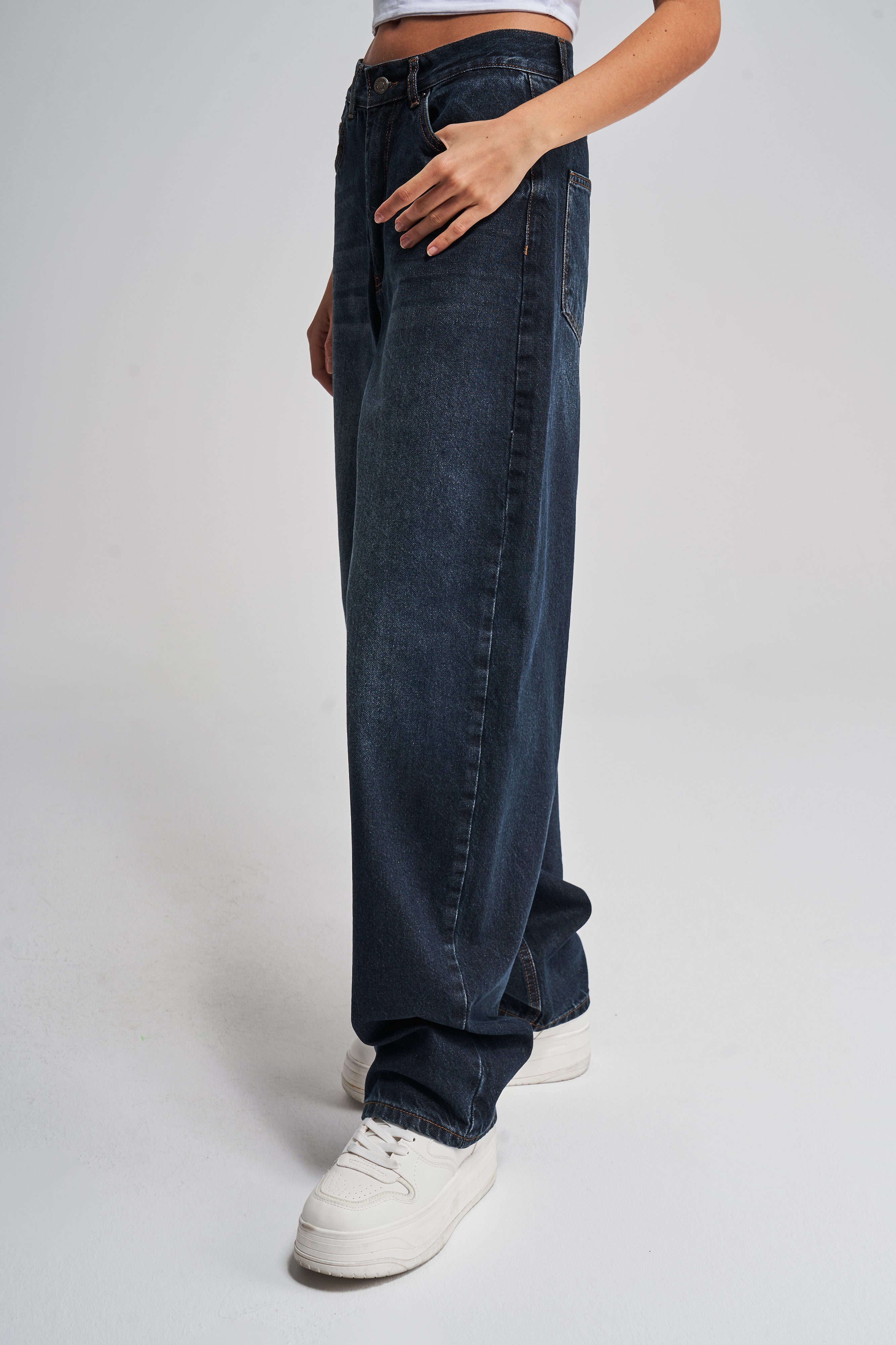 Женские темные джинсы цвет 2w423 Skater Fit 100% хлопок деним