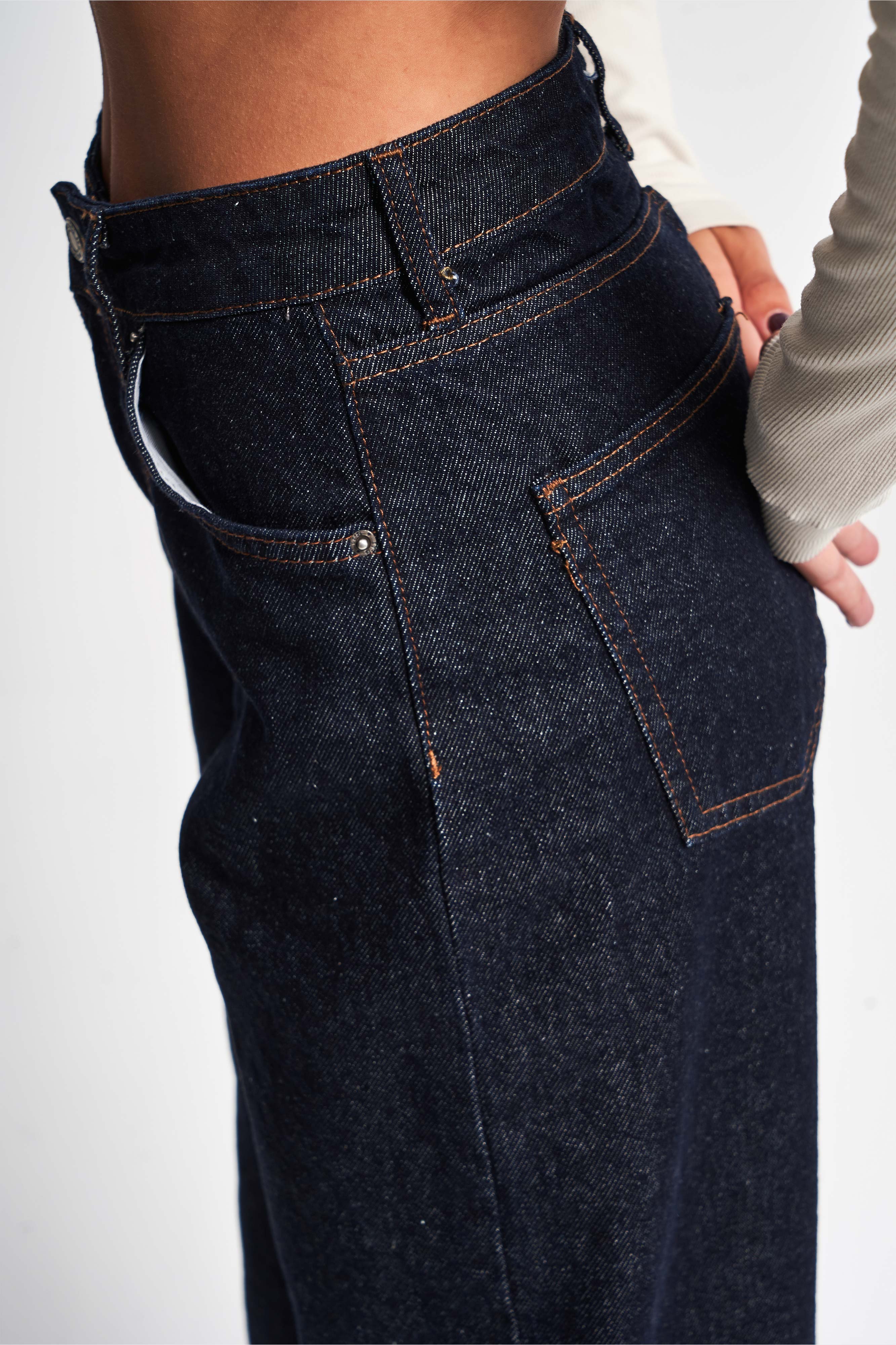 Women's Dark Jeans Color Straight Fit 100% Cotton Water Wash Denim