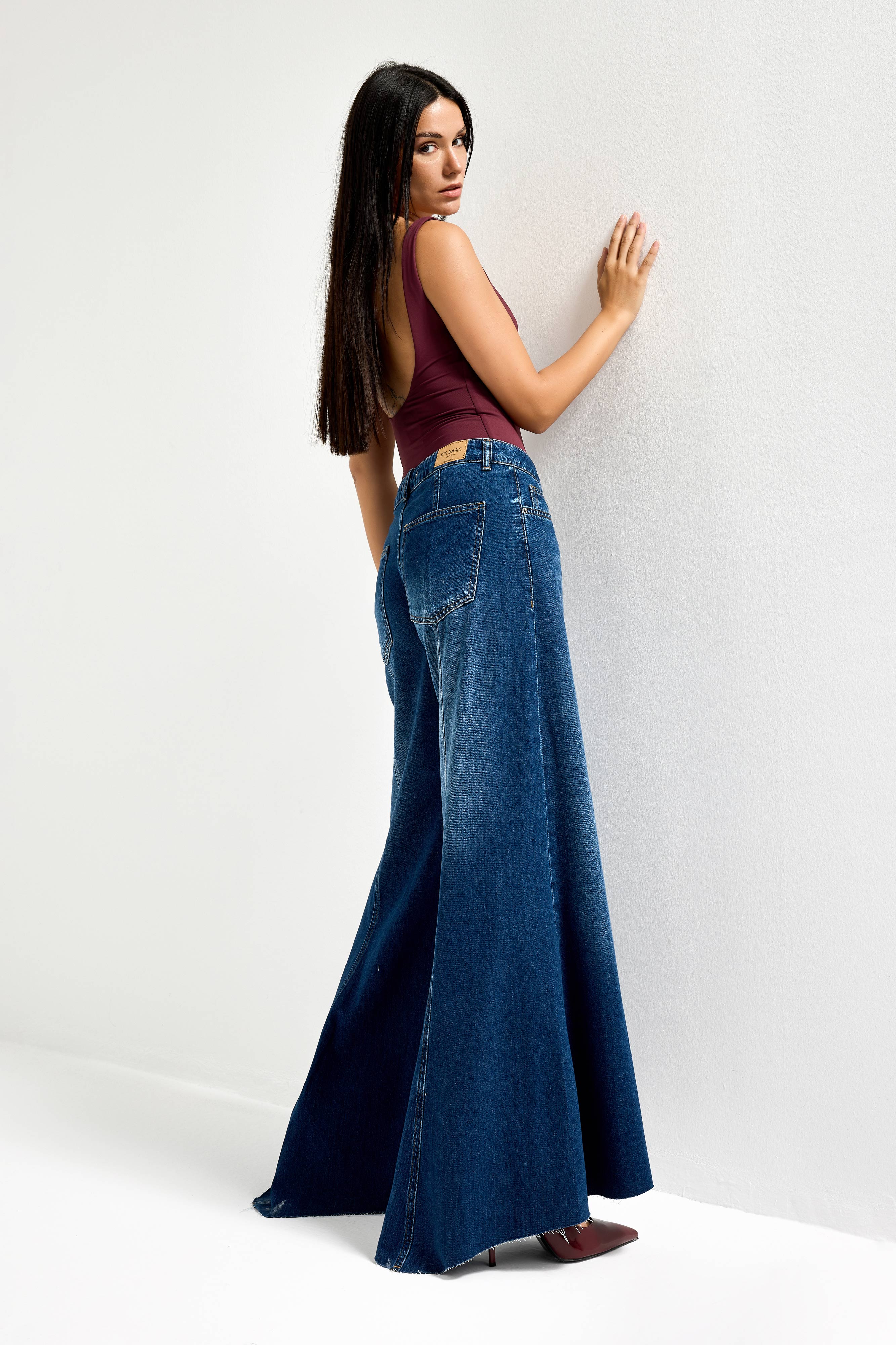 Kadın Koyu Mavi Renk 2w5-5 Elephant Leg Fit Bol Kesim Paça Detaylı Denim Jean