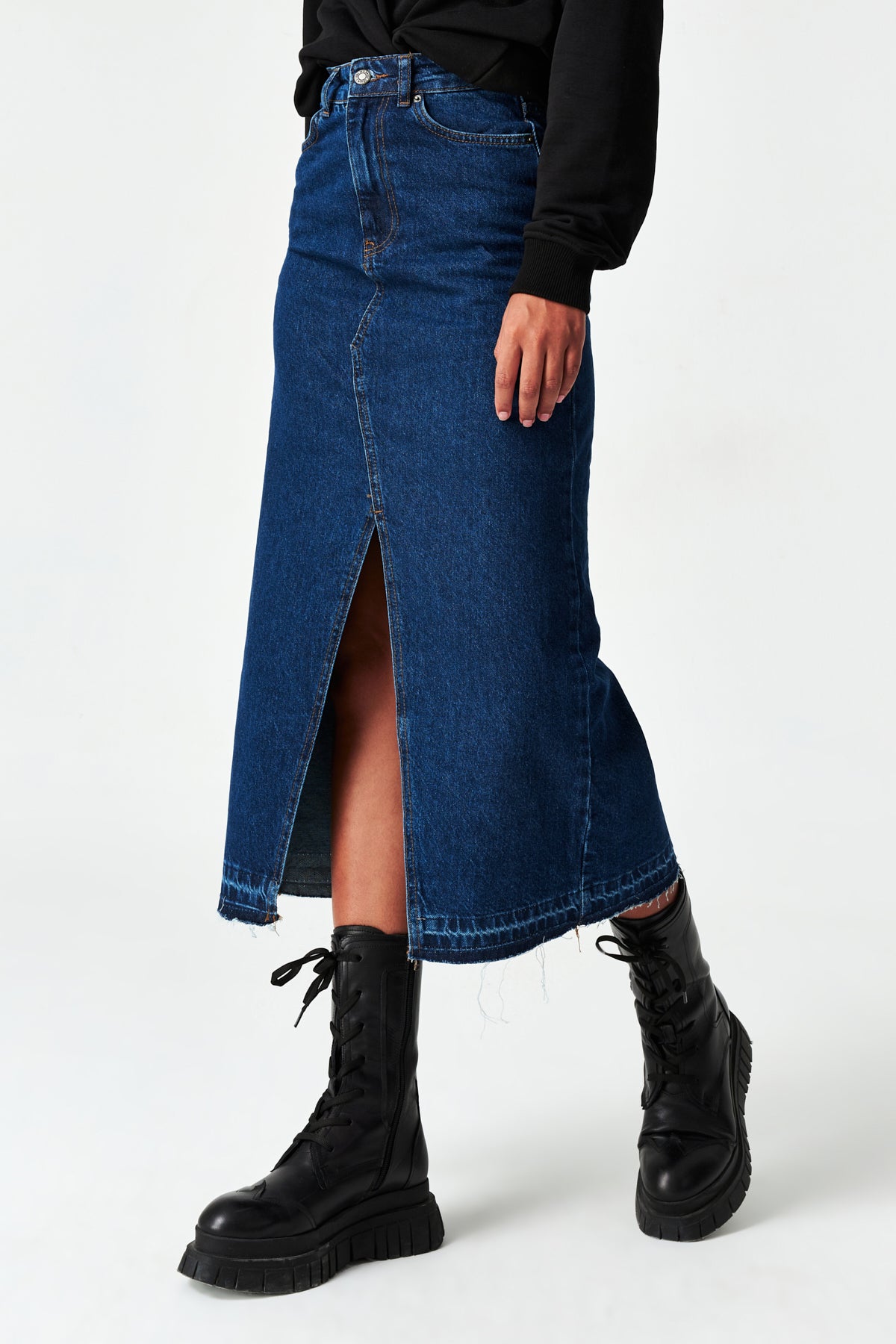 Women's Dark Blue Color Deep Slit High Waist Long Denim Skirt
