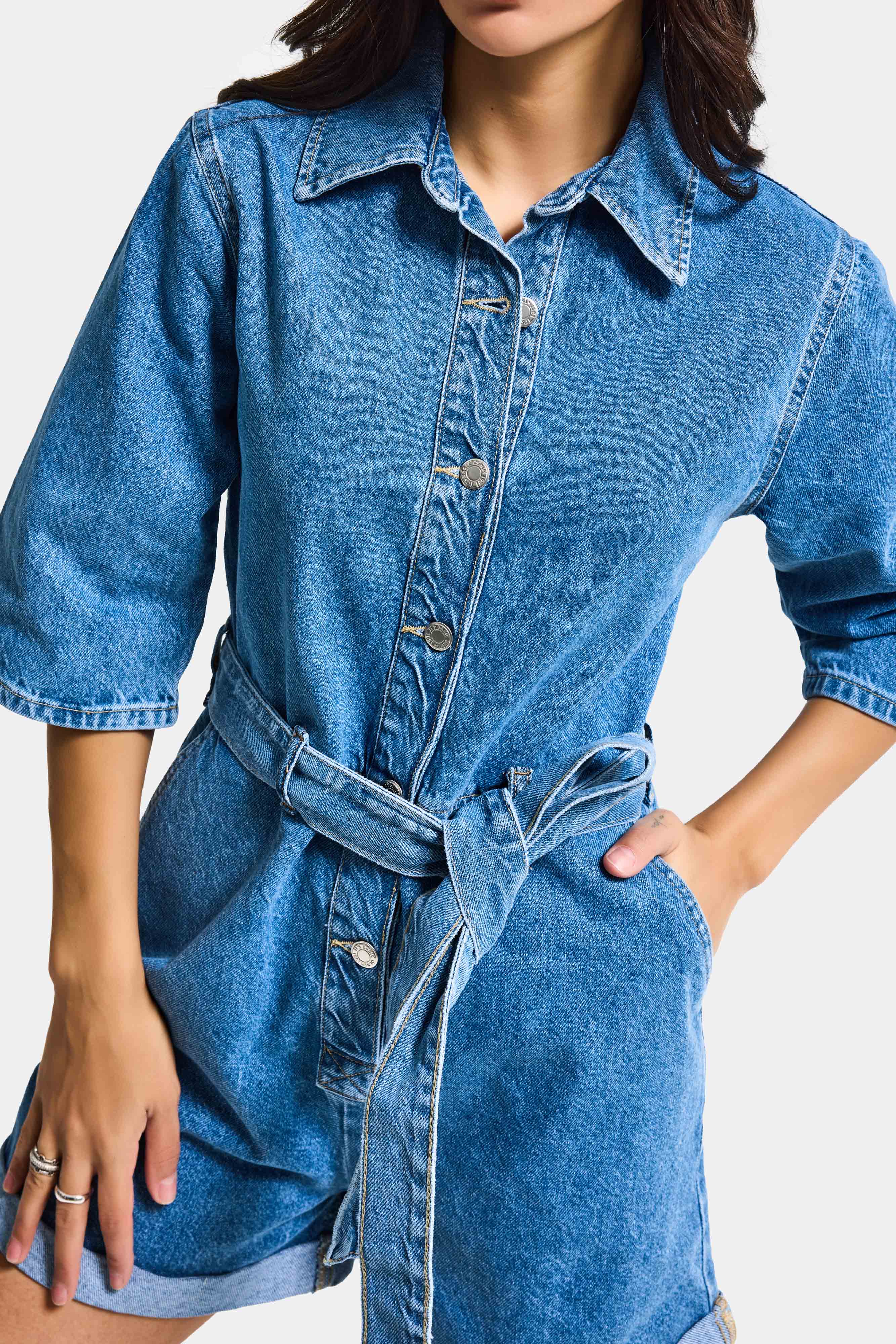 Kadın Mavi 1s6-4 Straight Kemer ve Düğme Detaylı Denim Tulum Şort