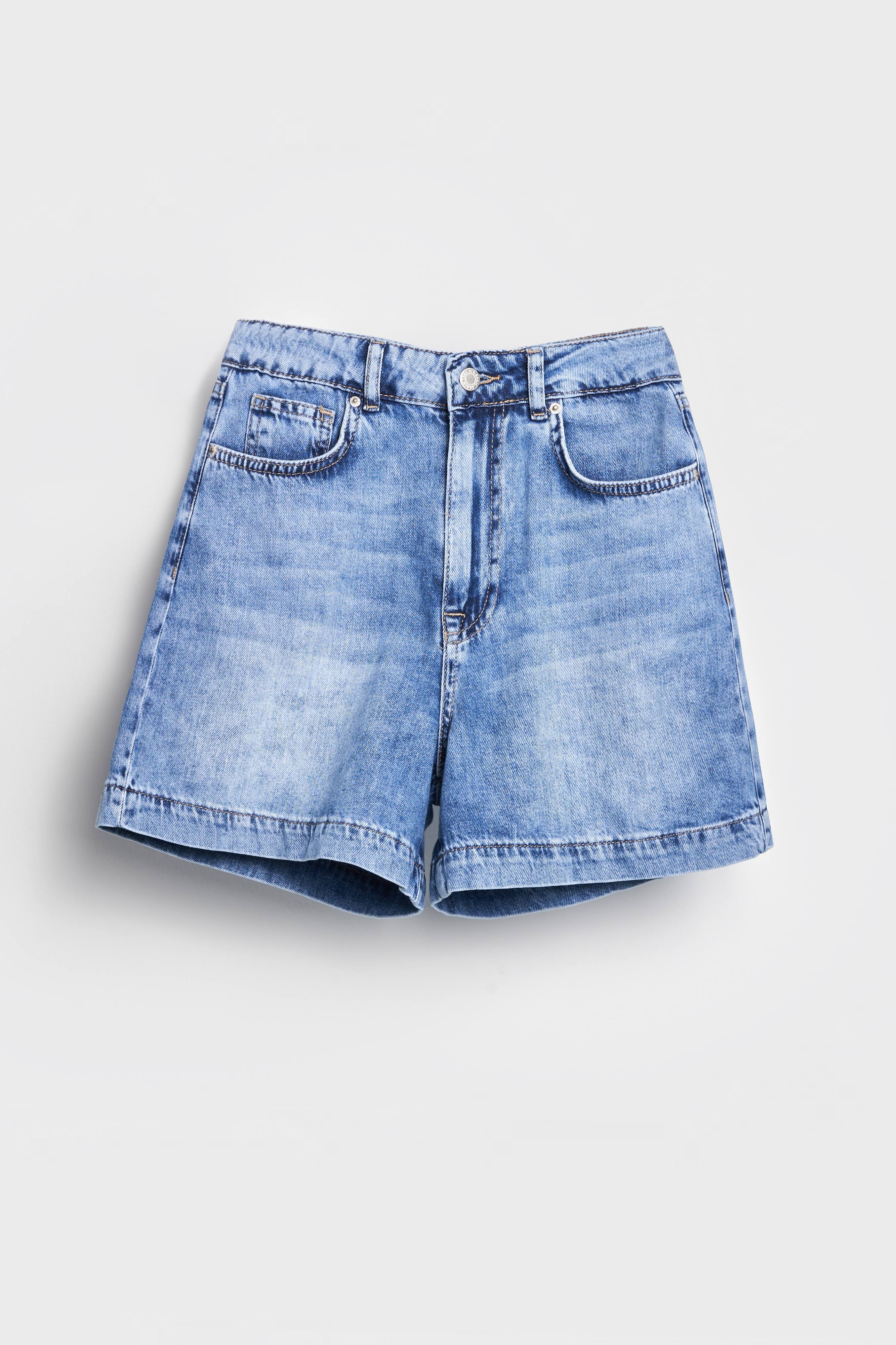 Kadın Mavi Kot Rengi 4S5-27 Mom Fit Viscon Pamuk Kumaş Mini Boy Denim Şort