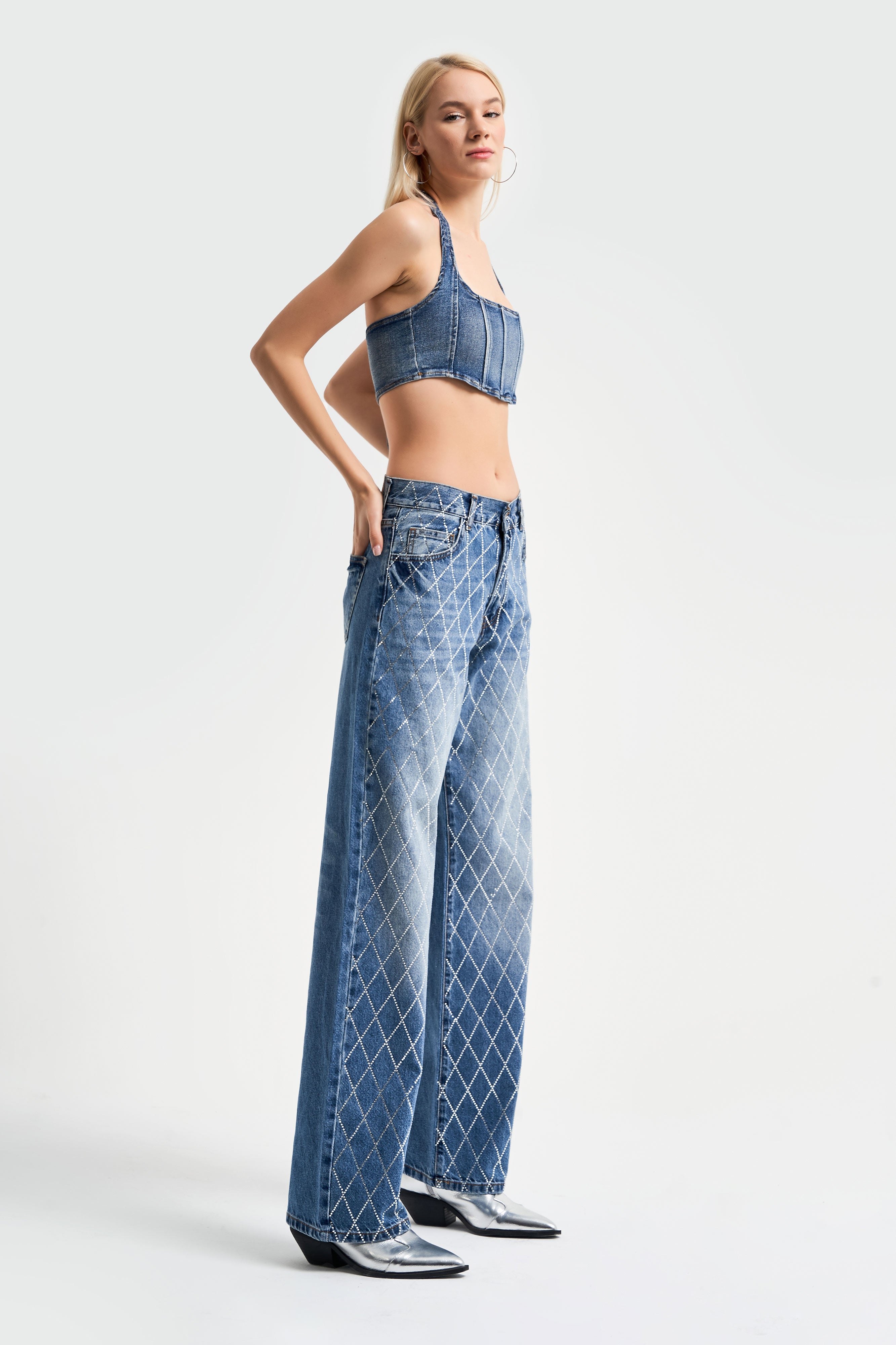 Women's Blue Jeans Color Front Full Stone Straight Fit Mid Waist Denim