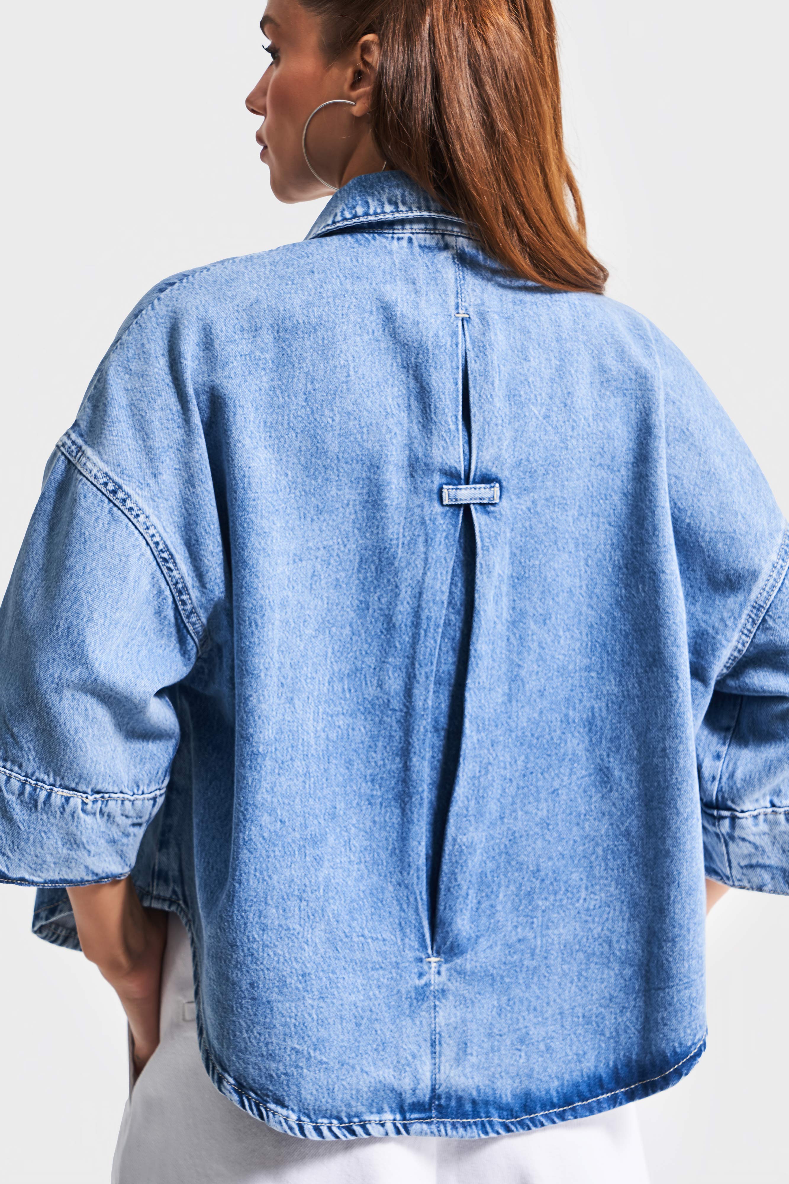 Kadın Mavi Renk 1s5-4 Önü Düğmeli Bol Kesim Denim Ceket Gömlek