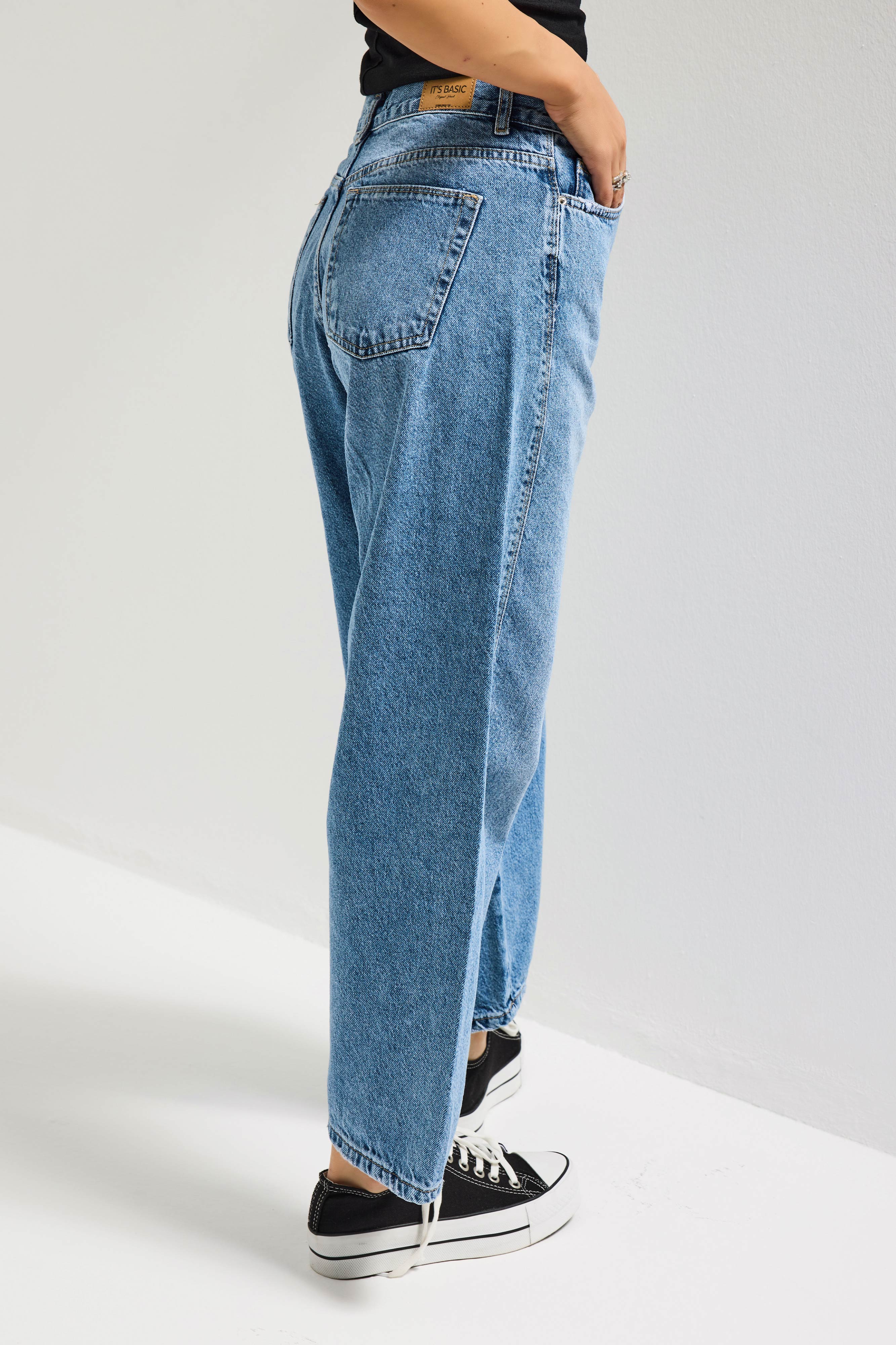 Women's Blue 4s6-4 Carrot Fit Relaxed Fit Inseam 67cm 100% Cotton Denim Jeans