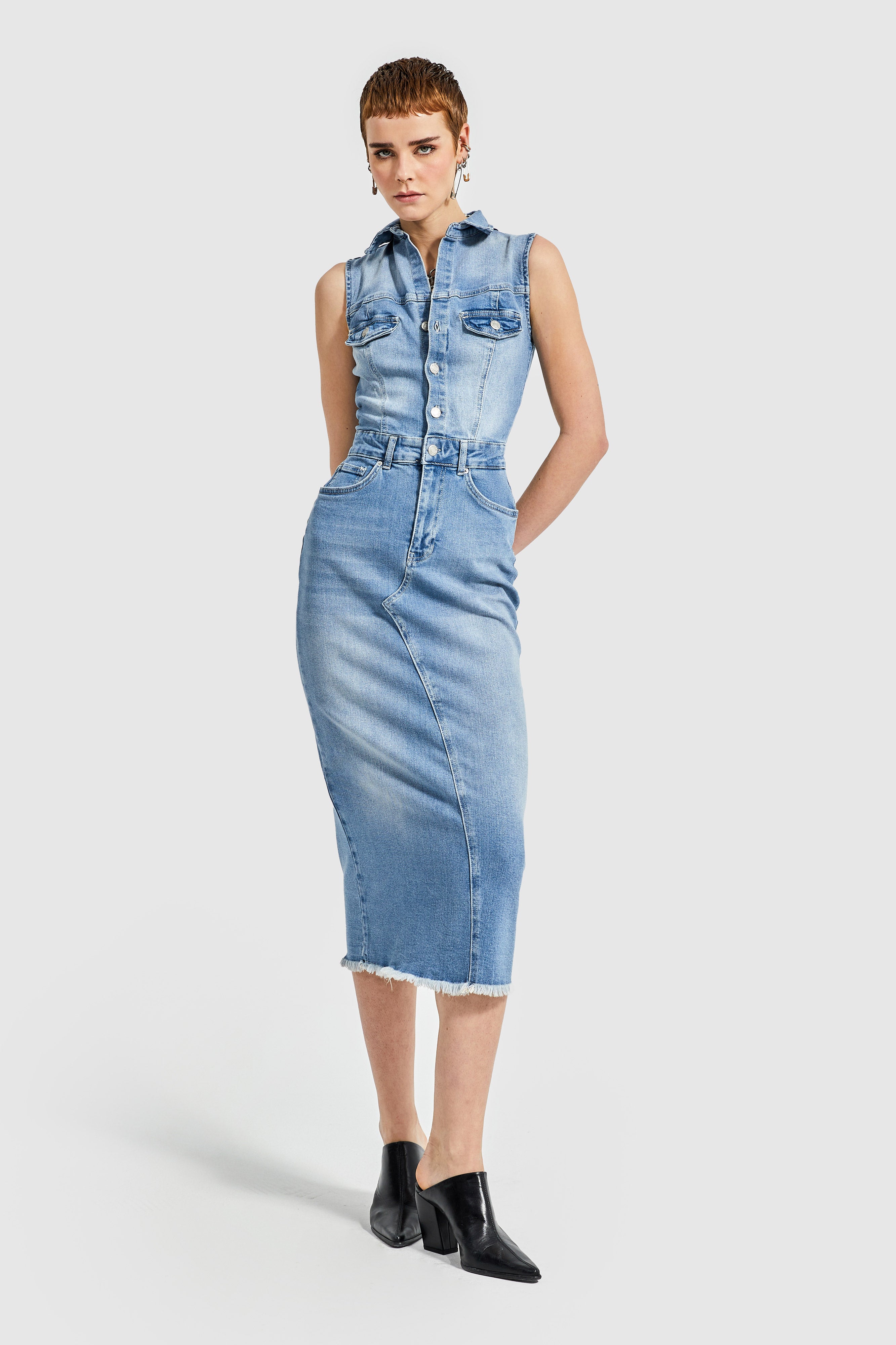 Women's Blue Color Lycra Fabric Front Button Zero Sleeve Denim Dress