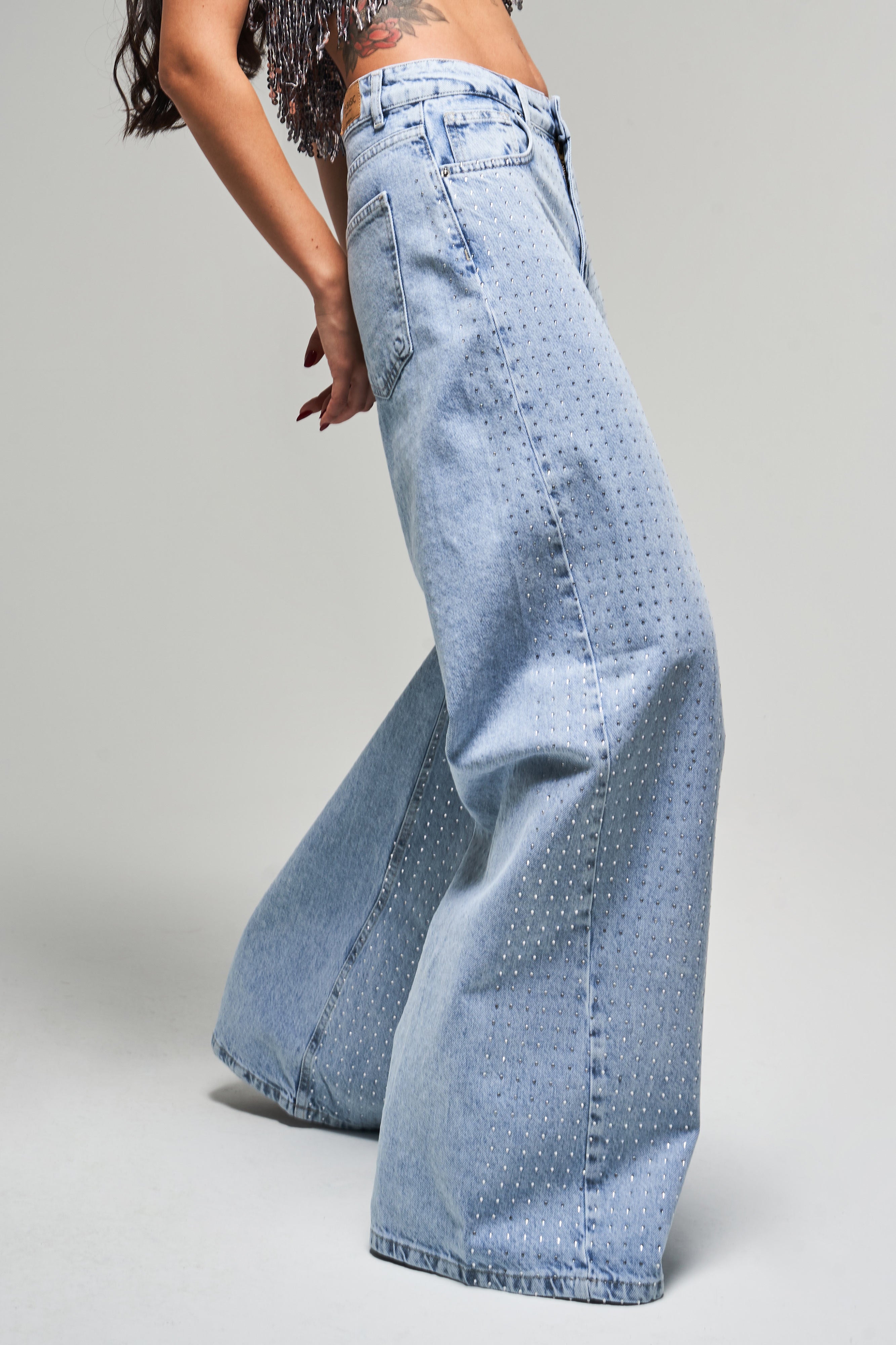Kadın Mavi Renk Önü Ful Parlak Taşlı Palazzo Fit Denim