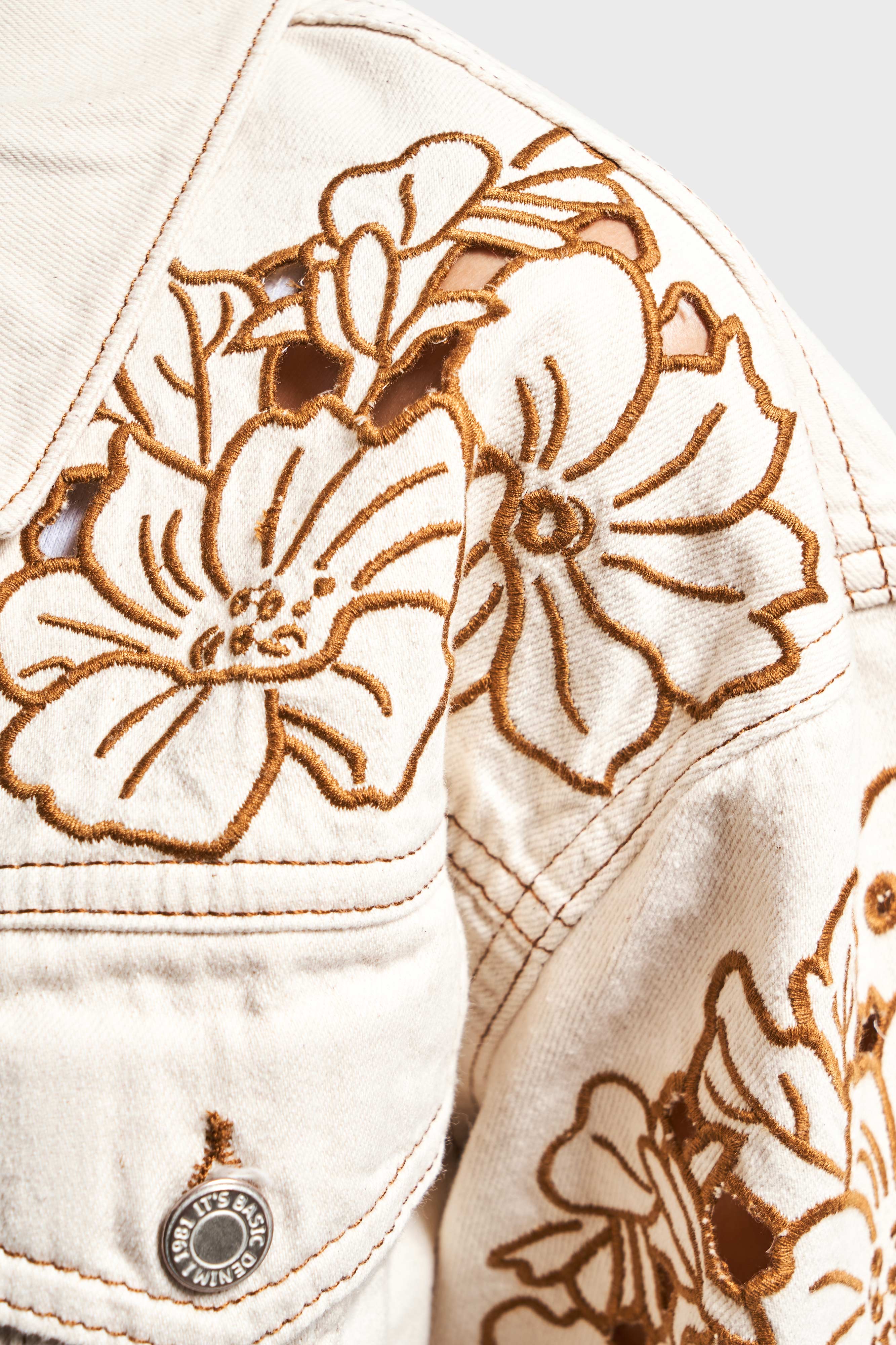 Women's Raw Color 7S569 Embroidery Detailed Design Crop Jacket