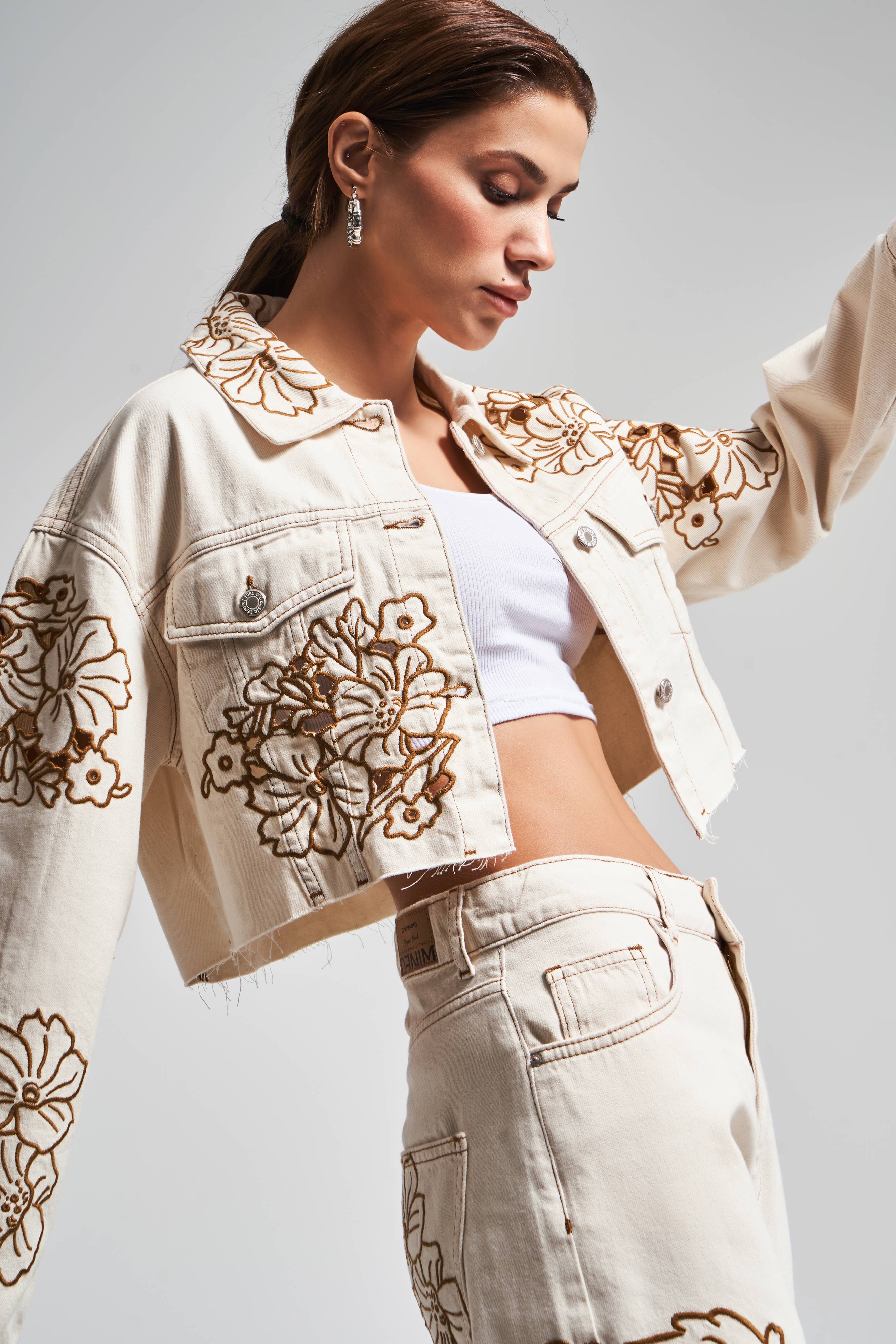 Women's Raw Color 7S569 Embroidery Detailed Design Crop Jacket