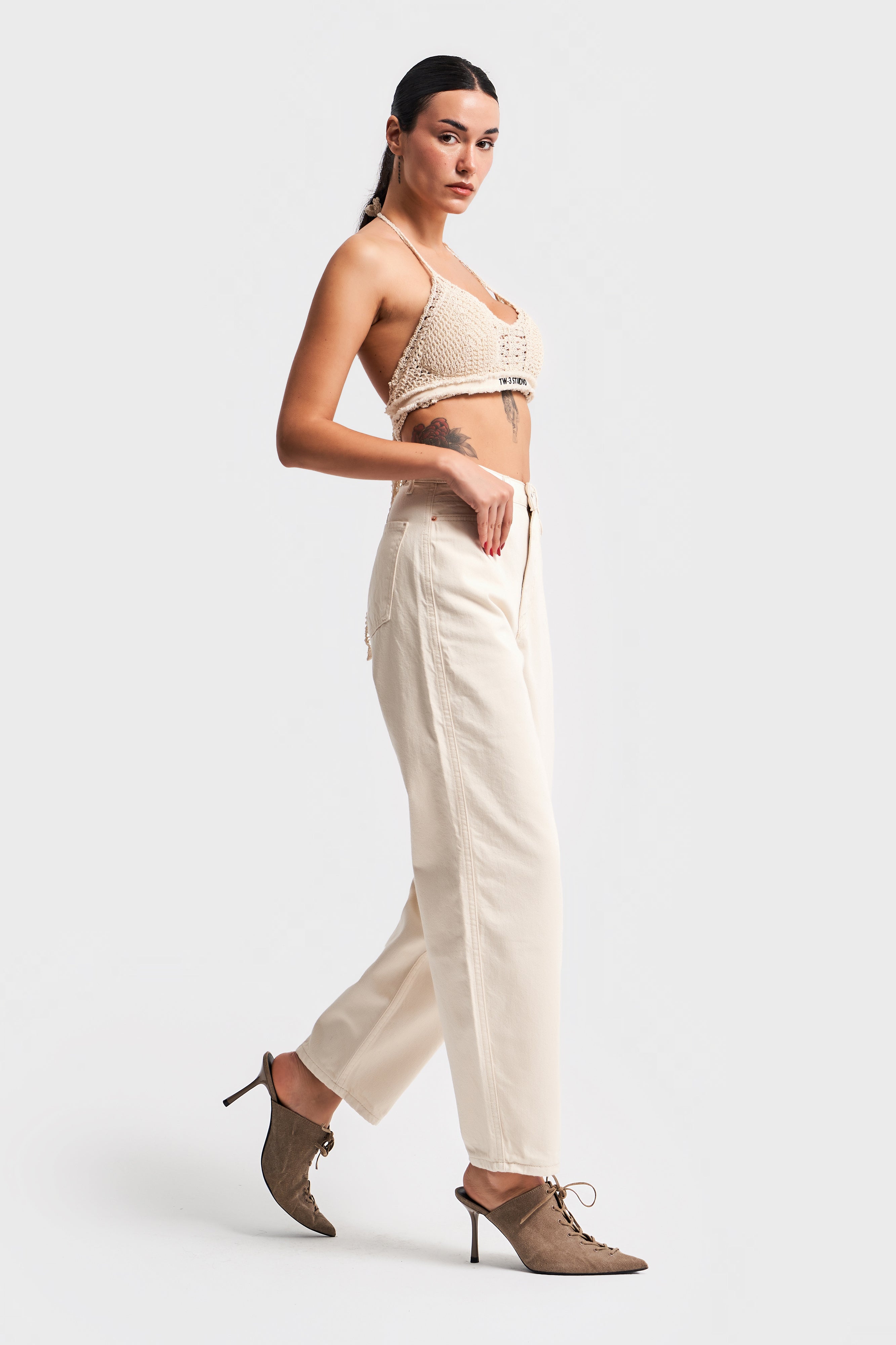 Women's Raw Color Relax Fit Casual Cut Denim Trousers