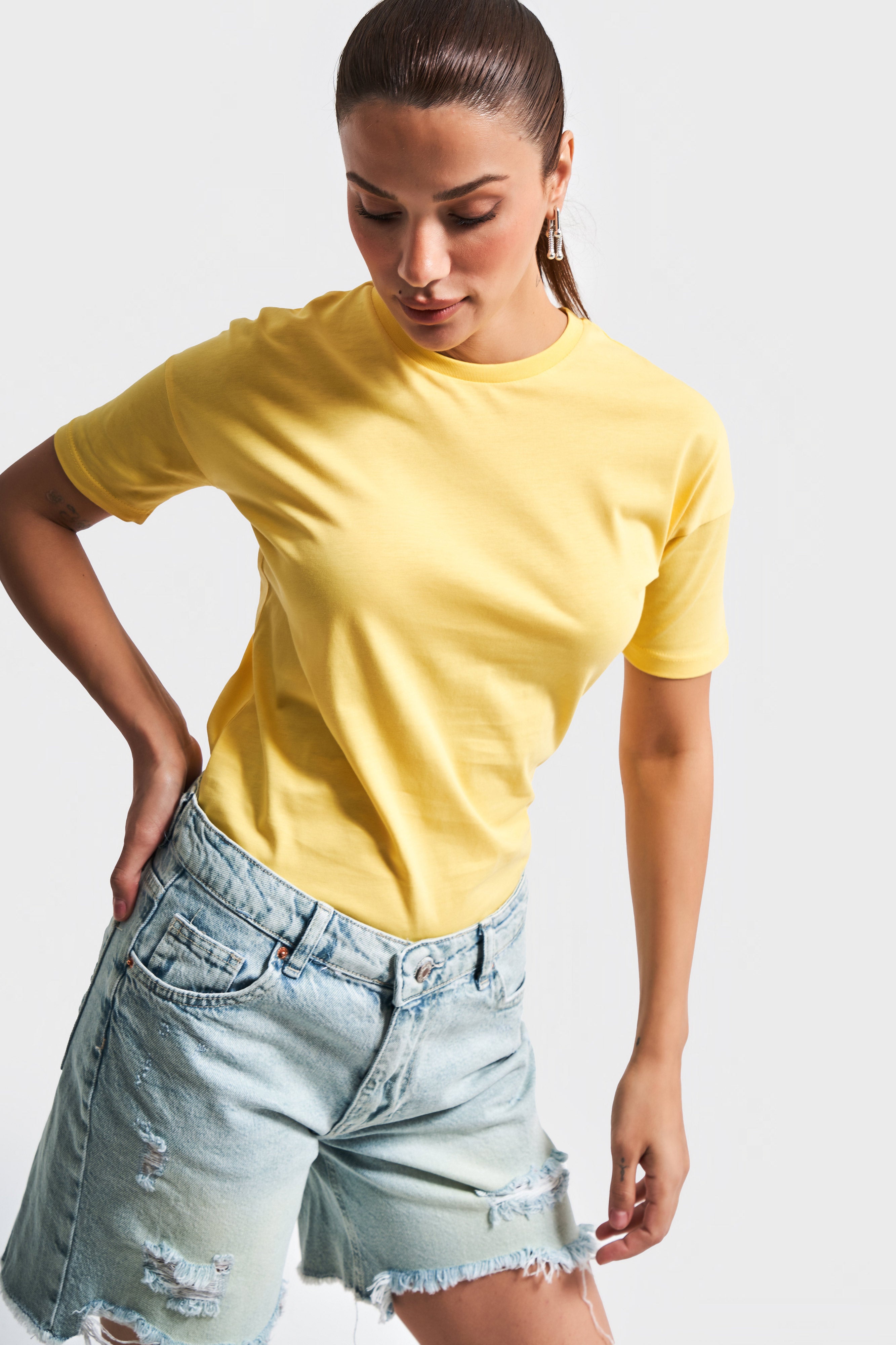 Kadın Sarı Renk S5-108 Bisiklet Yaka Basic T-Shirt