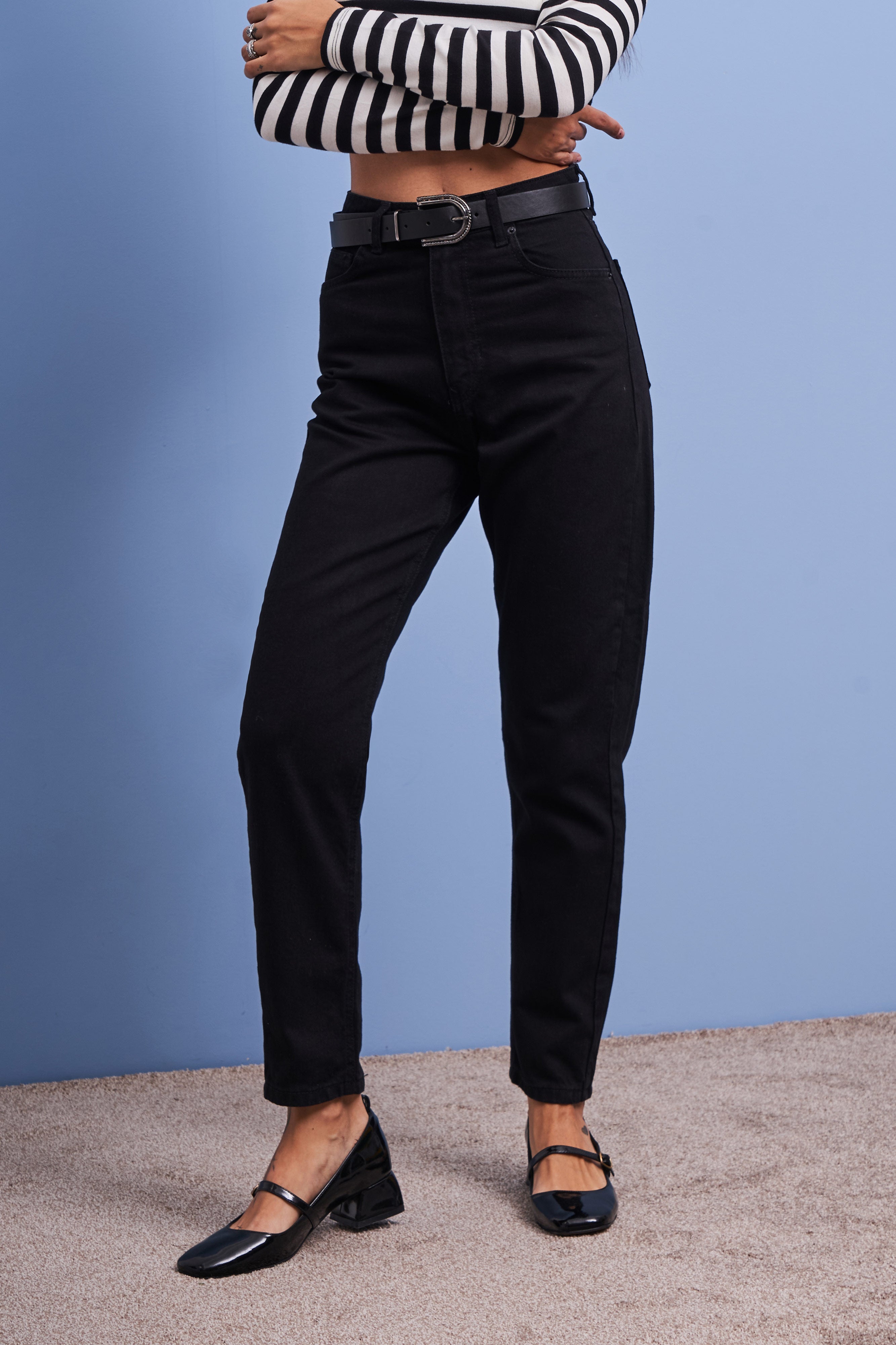 Women's Black Color 100% Cotton Mom Fit Belted Denim