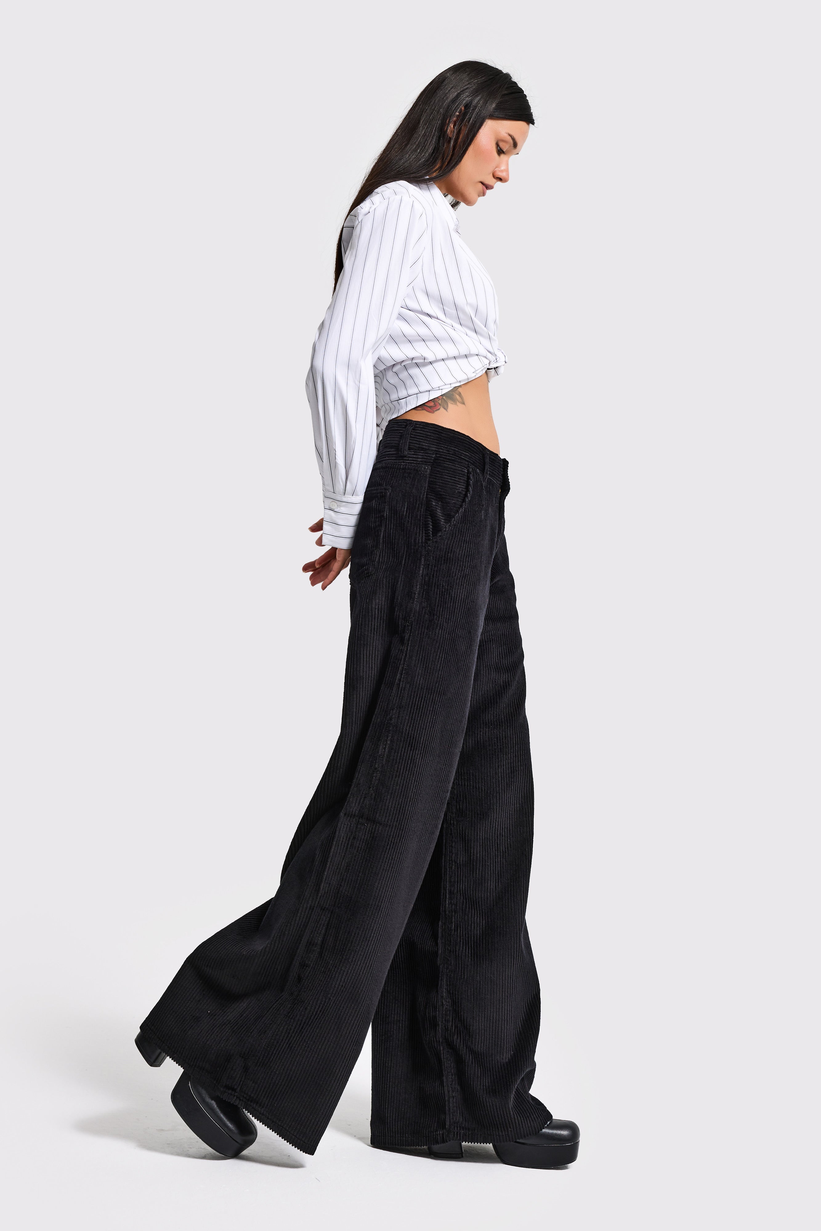 Kadın Siyah Renk 26w5-1 Palazzo Fit Fitilli Velvet Kadife Kumaş Pantolon