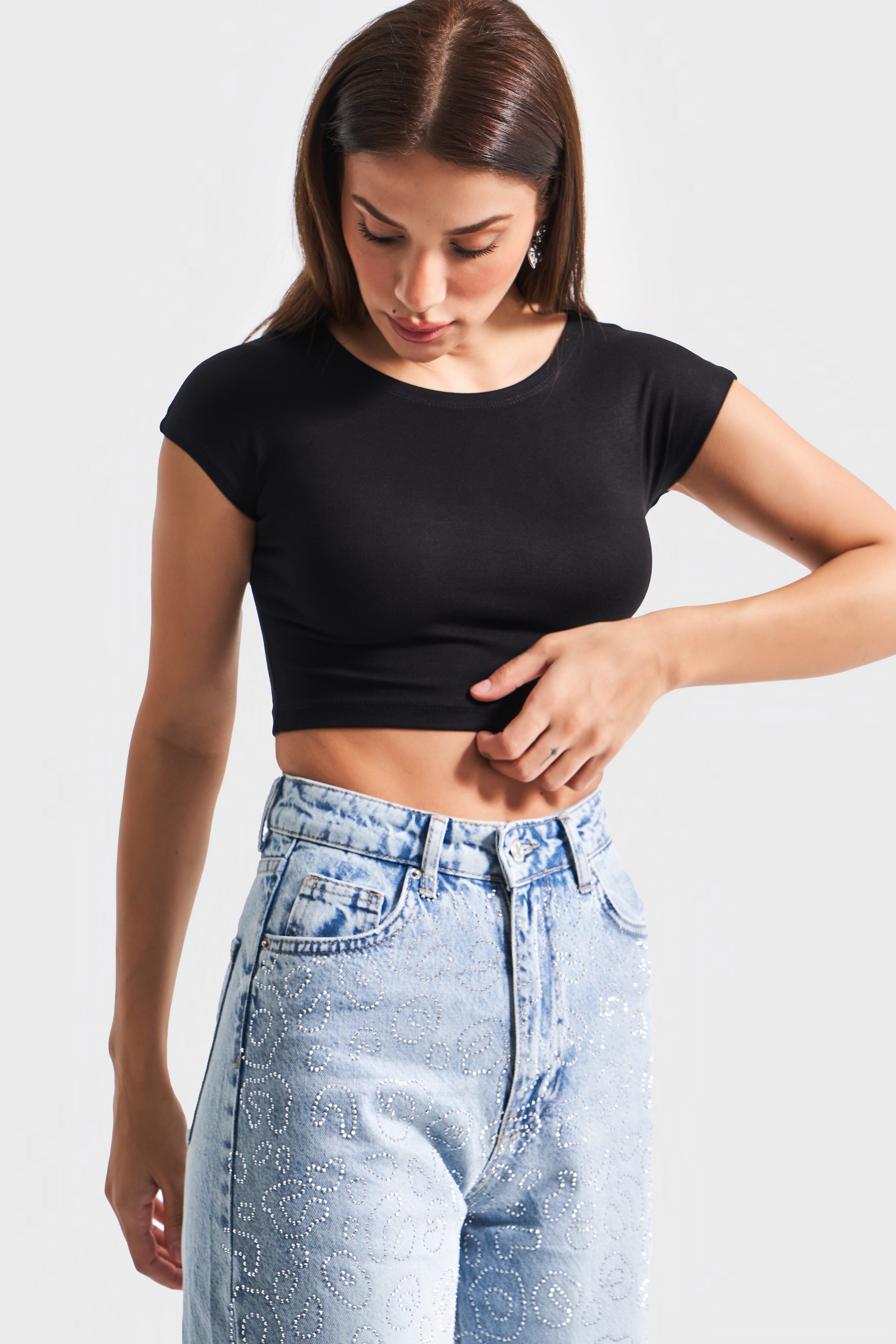 Kadın Siyah Renk Esnek Kumaş Bisiklet Yaka Crop Body
