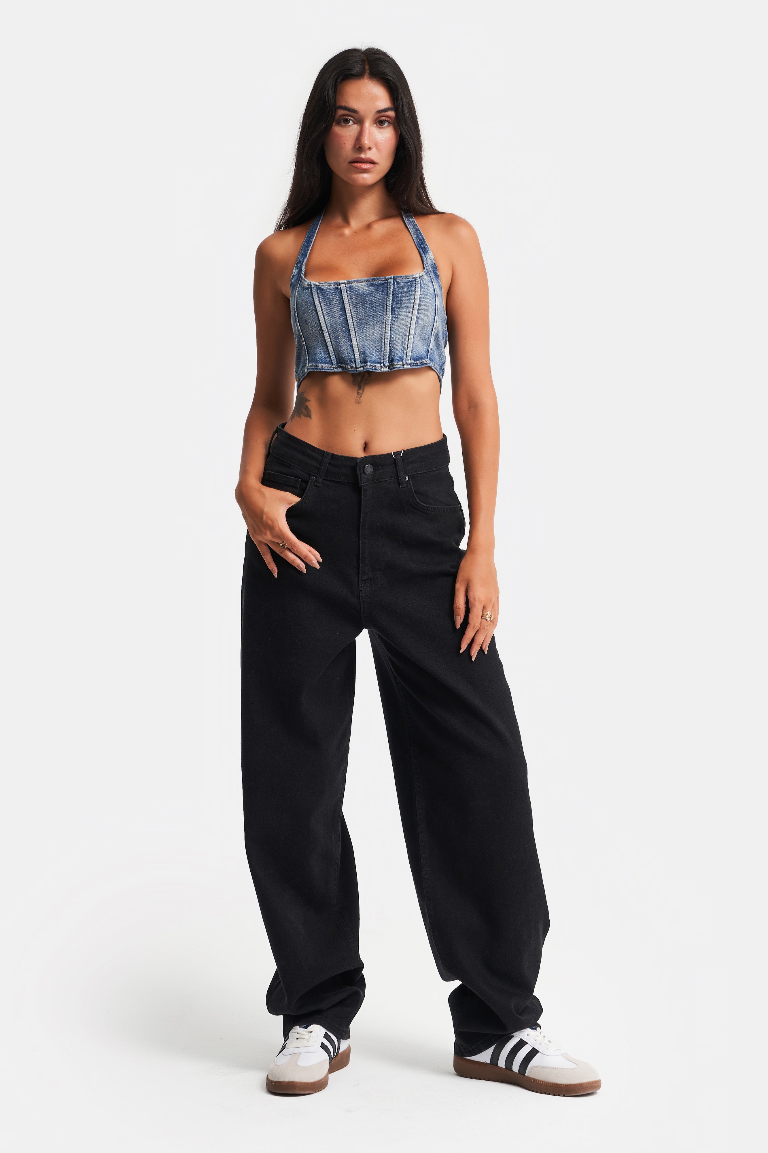 Women's Black Color Flexible Fabric Skater Fit Denim