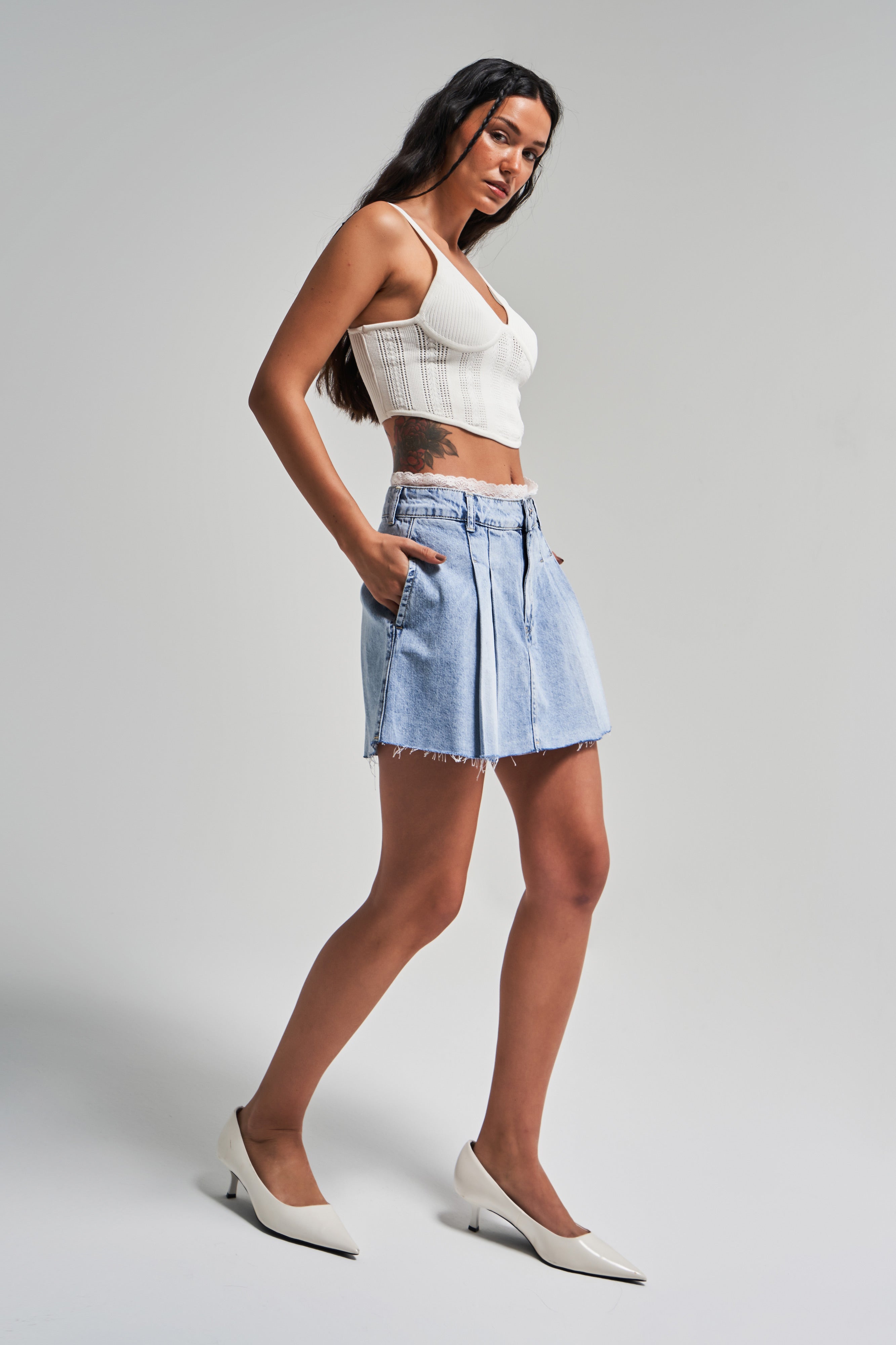 Kadın Snow Kot Rengi D-4s5-3 Dantel Detaylı Pileli Mini Boy Tasarım Denim Etek