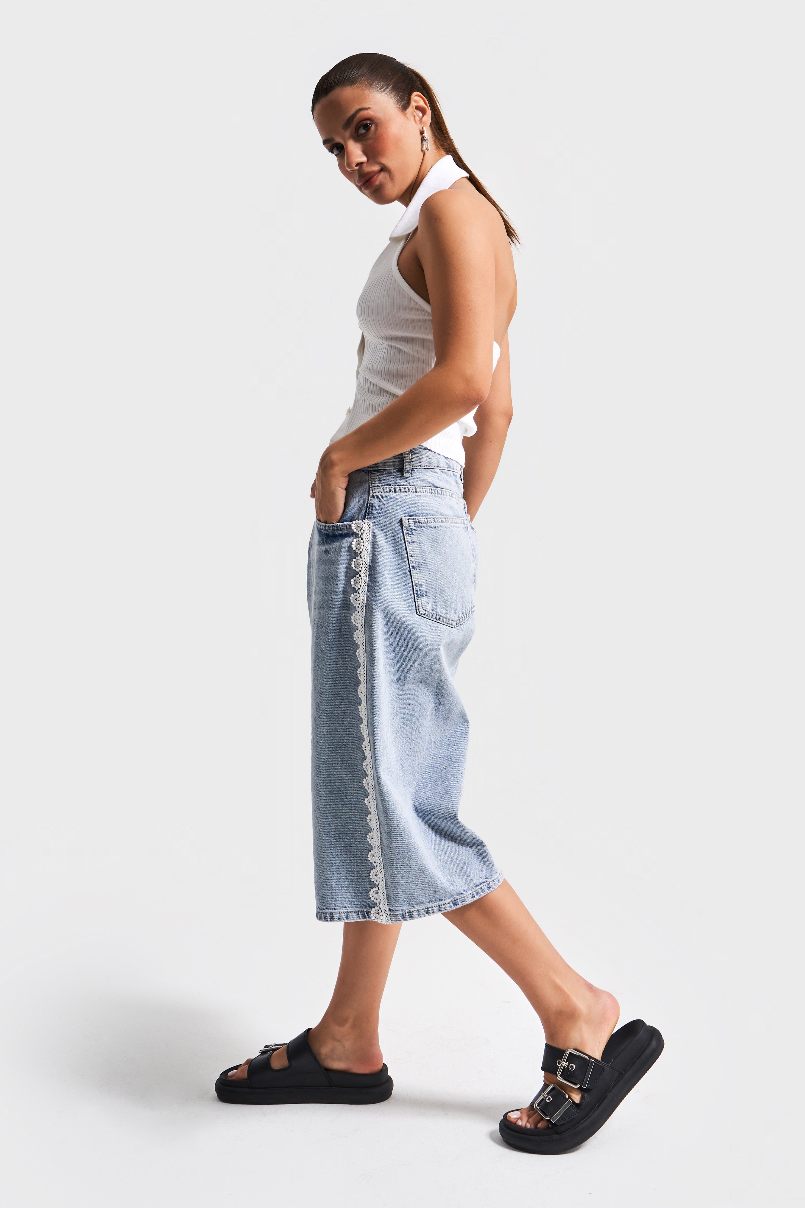 Kadın Snow Kot Rengi D1-4S5-3 Şerit Dantel Detaylı Maxi Boy Uzun Tasarım Denim Bermuda Şort
