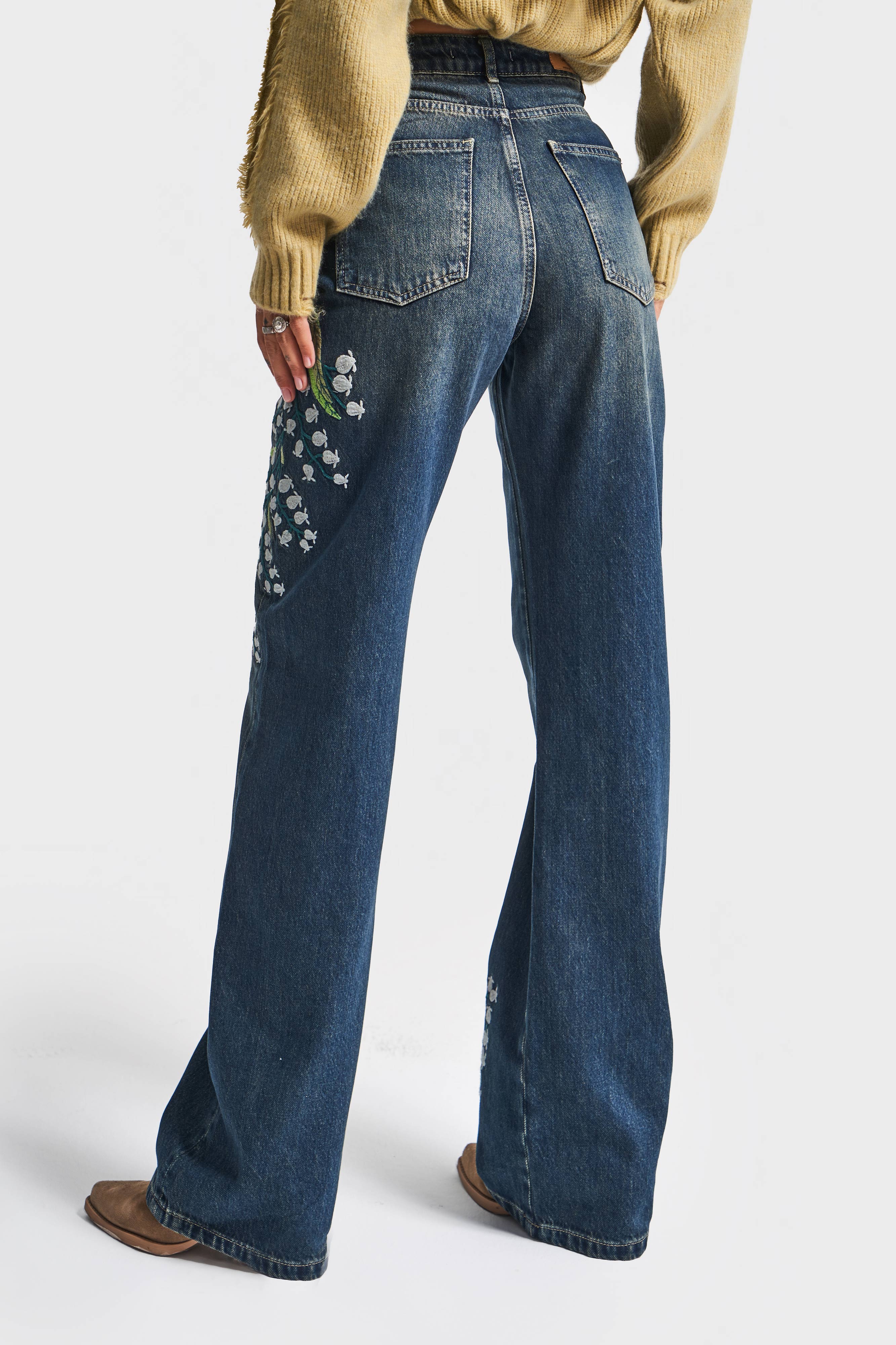 Kadın T.Kot Rengi 2w5-31 Straight Fit Yüksek Bel Özel Çiçek Kuş Nakışlı Tasarım Denim Jean