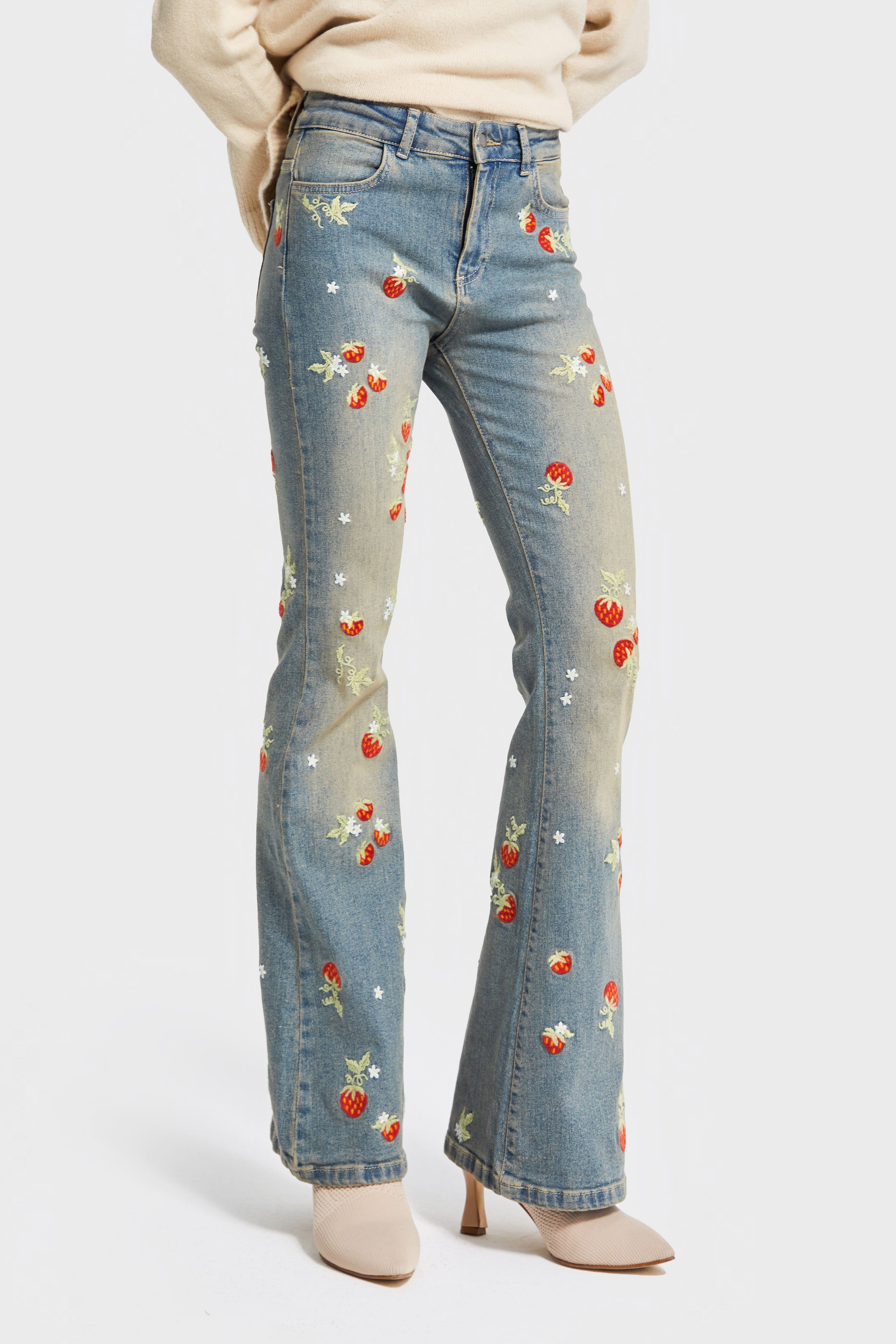 Kadın T.Kot Rengi 2w5-32 Flare Fit Likralı Kumaş Çiçek Nakış Desenli Özel Tasarım Denim Jean