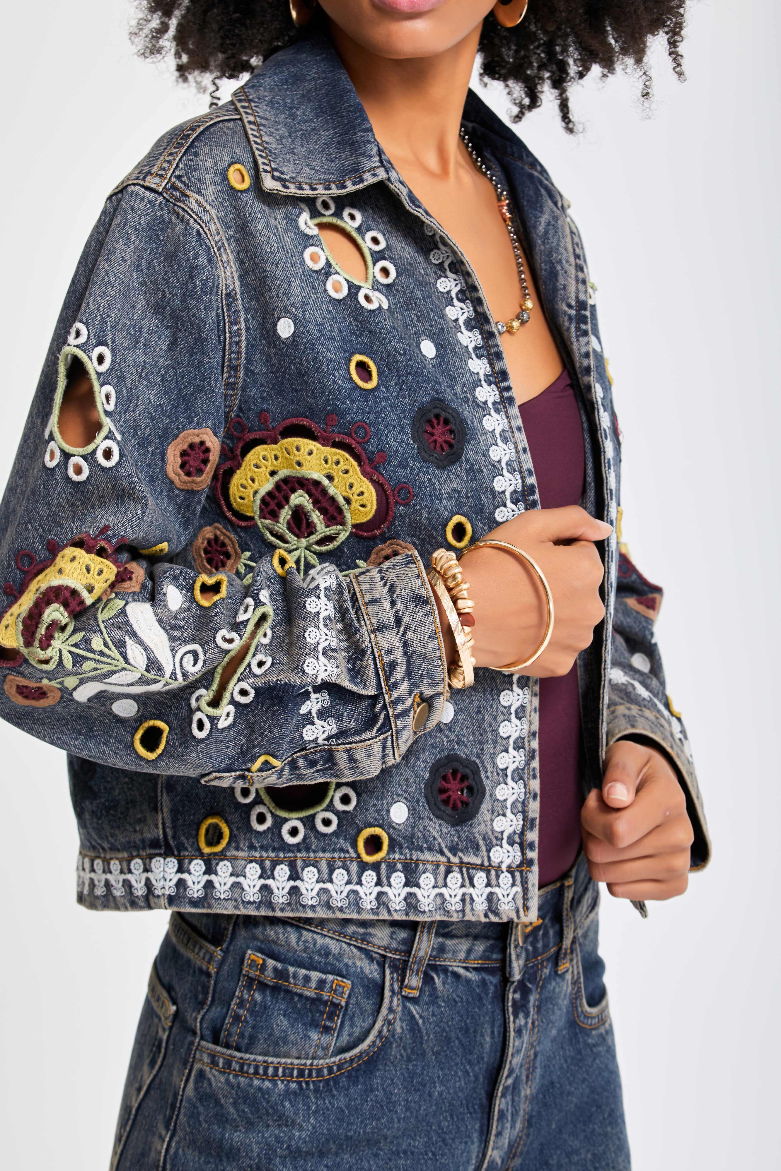 Kadın T.Kot Rengi 4w5-8 Özel Desen Çiçek Nakışlı %100 Koton Denim Ceket