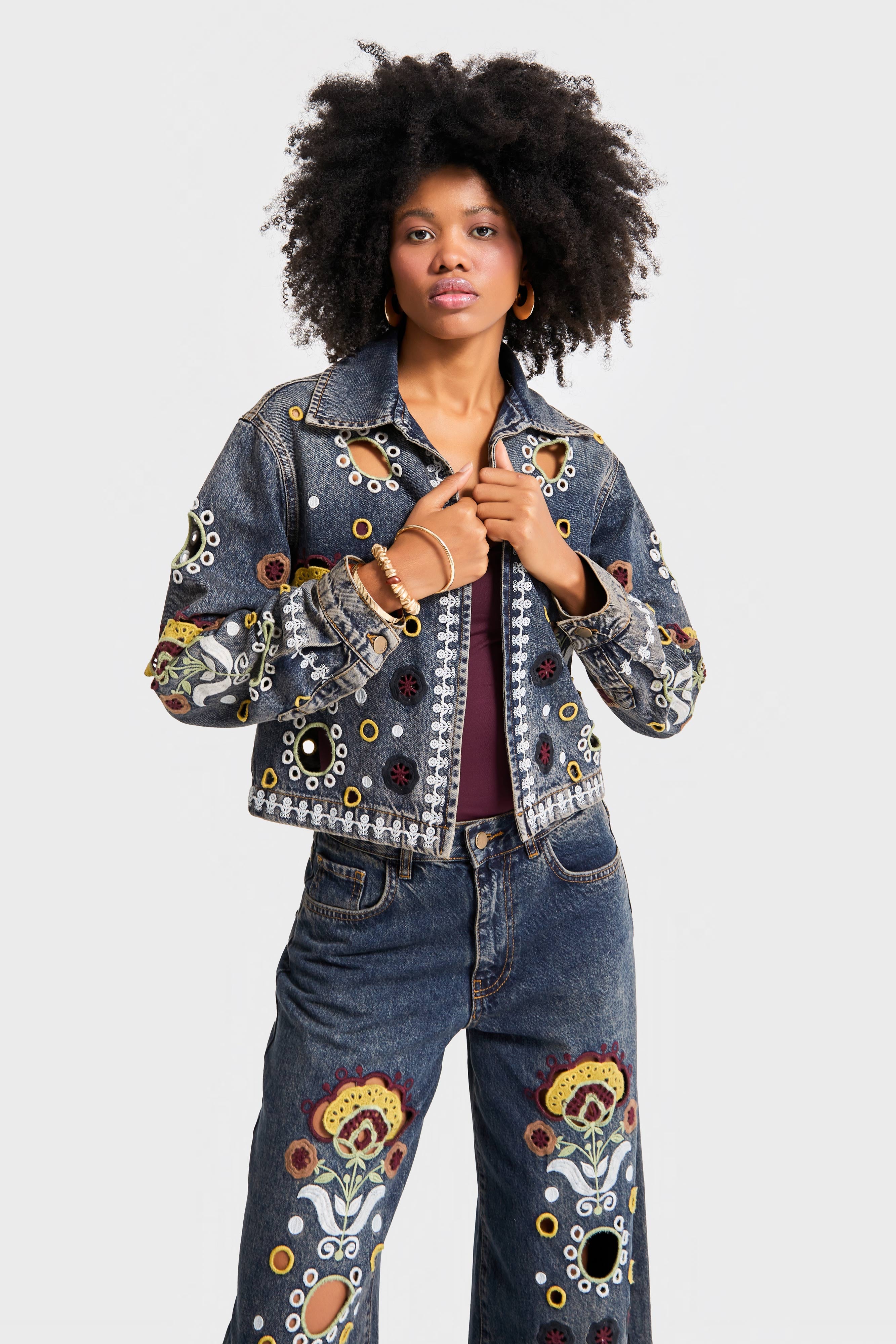 Kadın T.Kot Rengi 4w5-8 Özel Desen Çiçek Nakışlı %100 Koton Denim Ceket