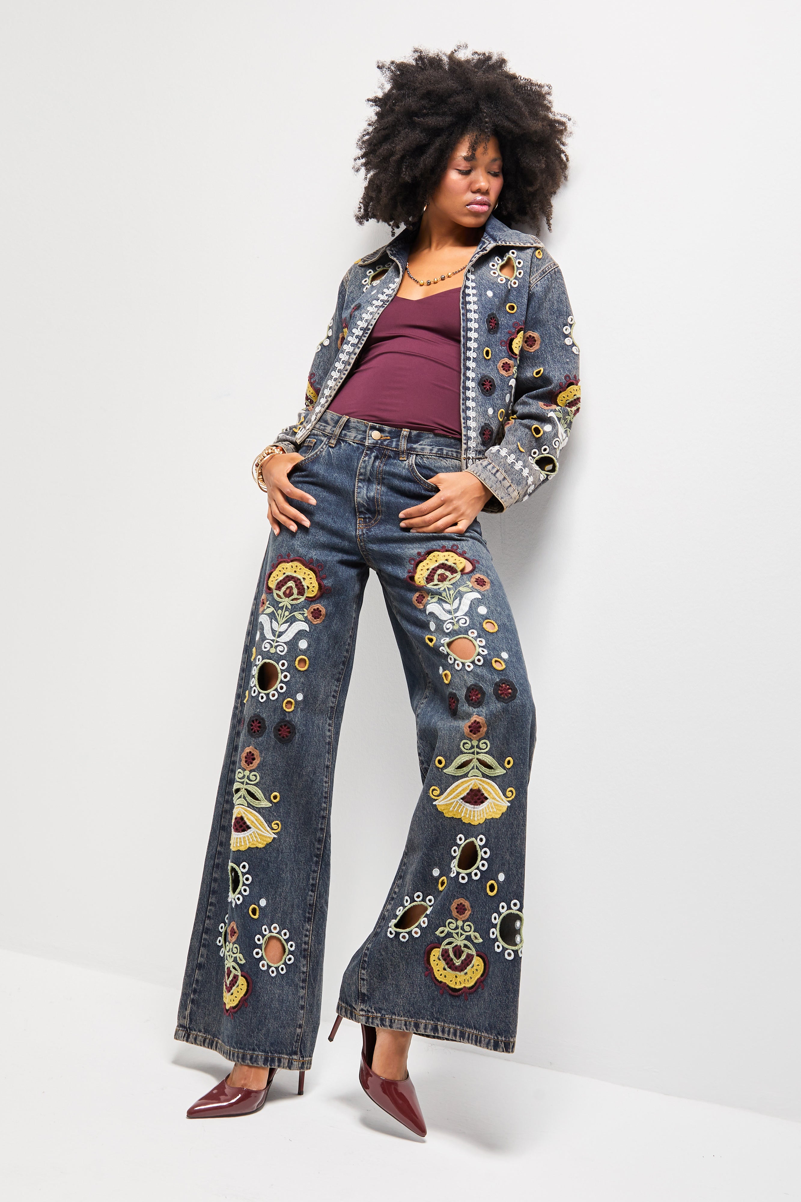 Kadın T.Kot Rengi 4w5-8 Palazzo Fit Özel Çiçek Nakışlı İç Boy 83cm Tasarım Denim Jean