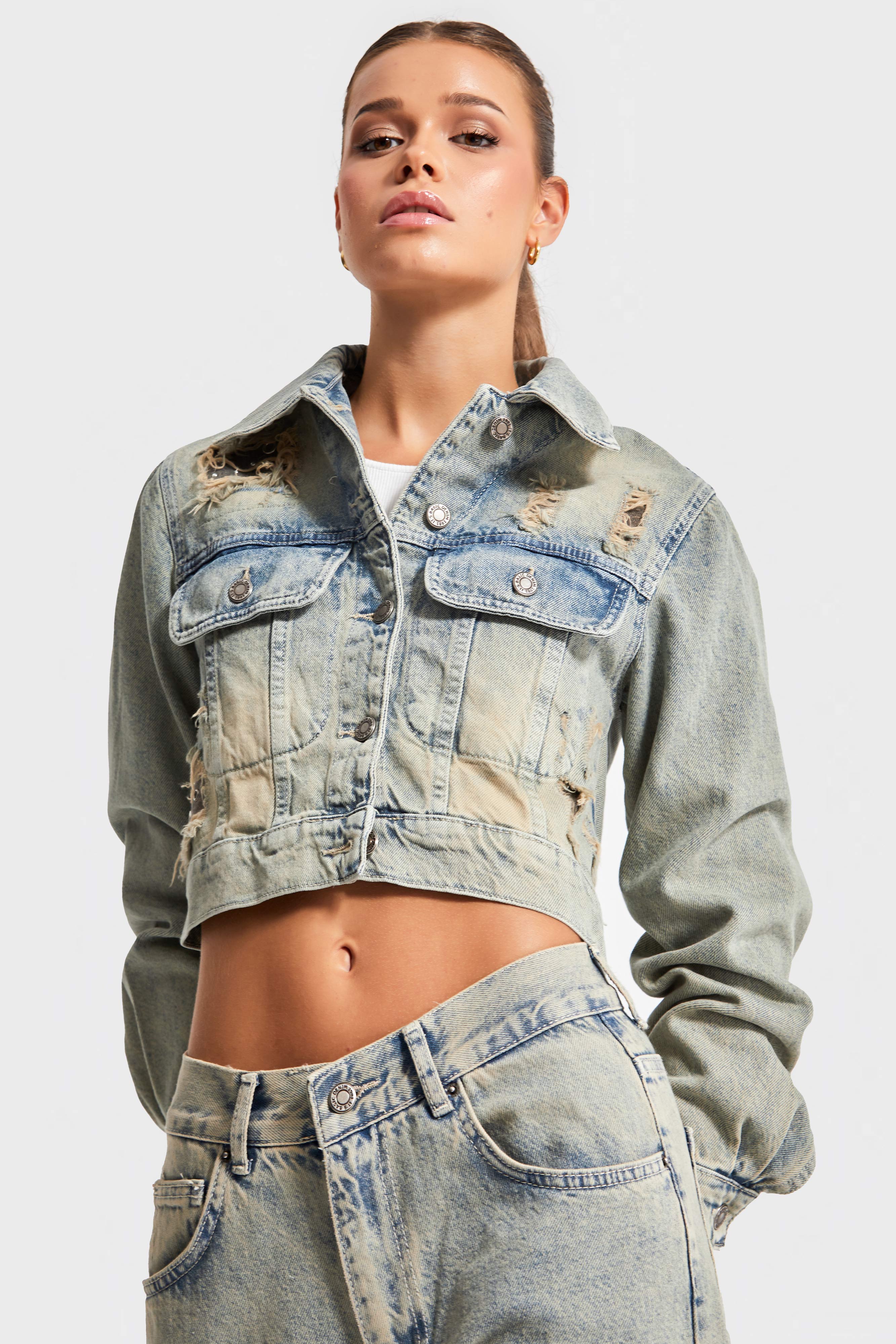 Women's T.Jeans Color Front Buttoned Eyelet Detailed Design Denim Jacket