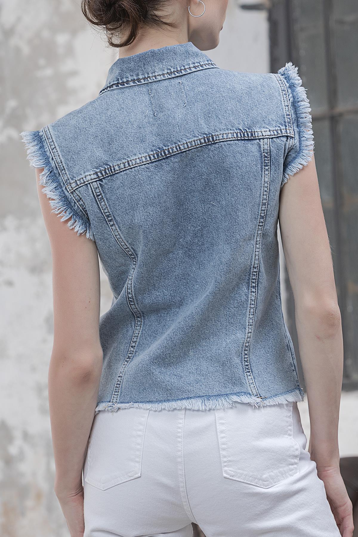 Women's Snow Denim Color Tassel Jean Vest
