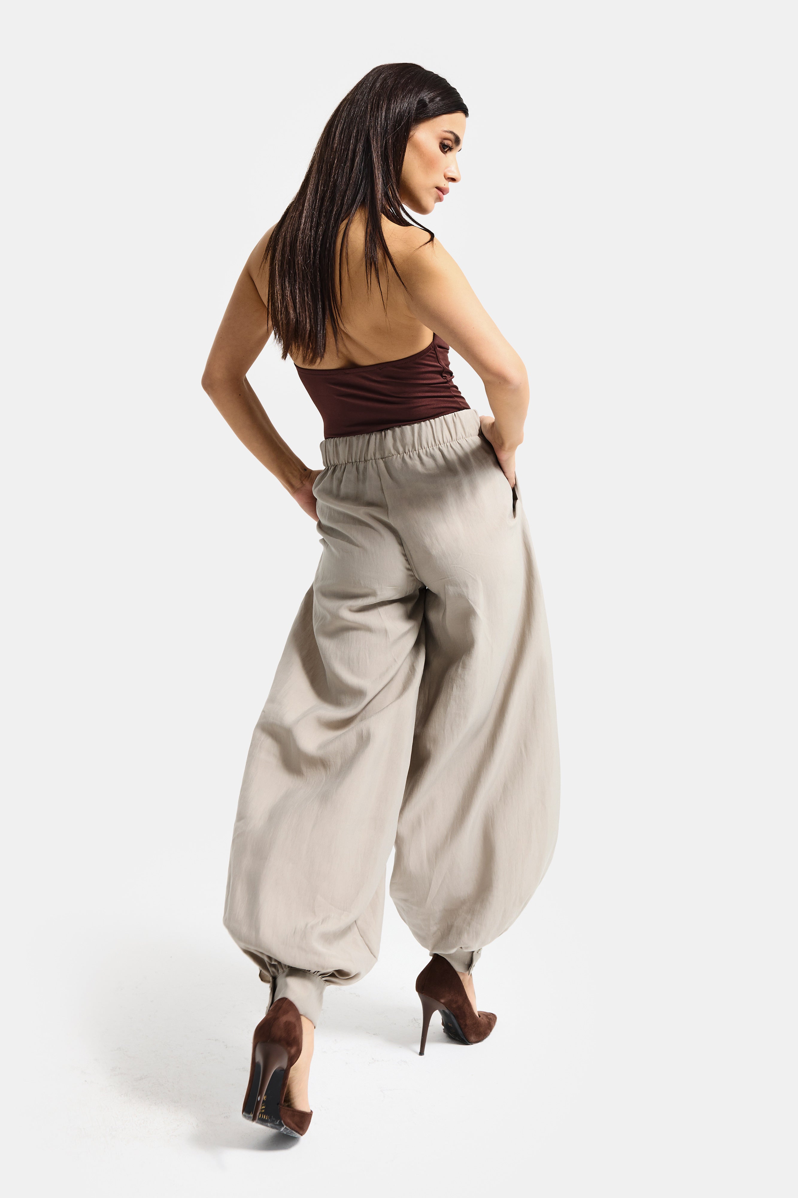 Kadın Taş Renk s5-106 Baggy Fit Viskon Kumaş Rahat Kesim Yürüyüş Pantolonu