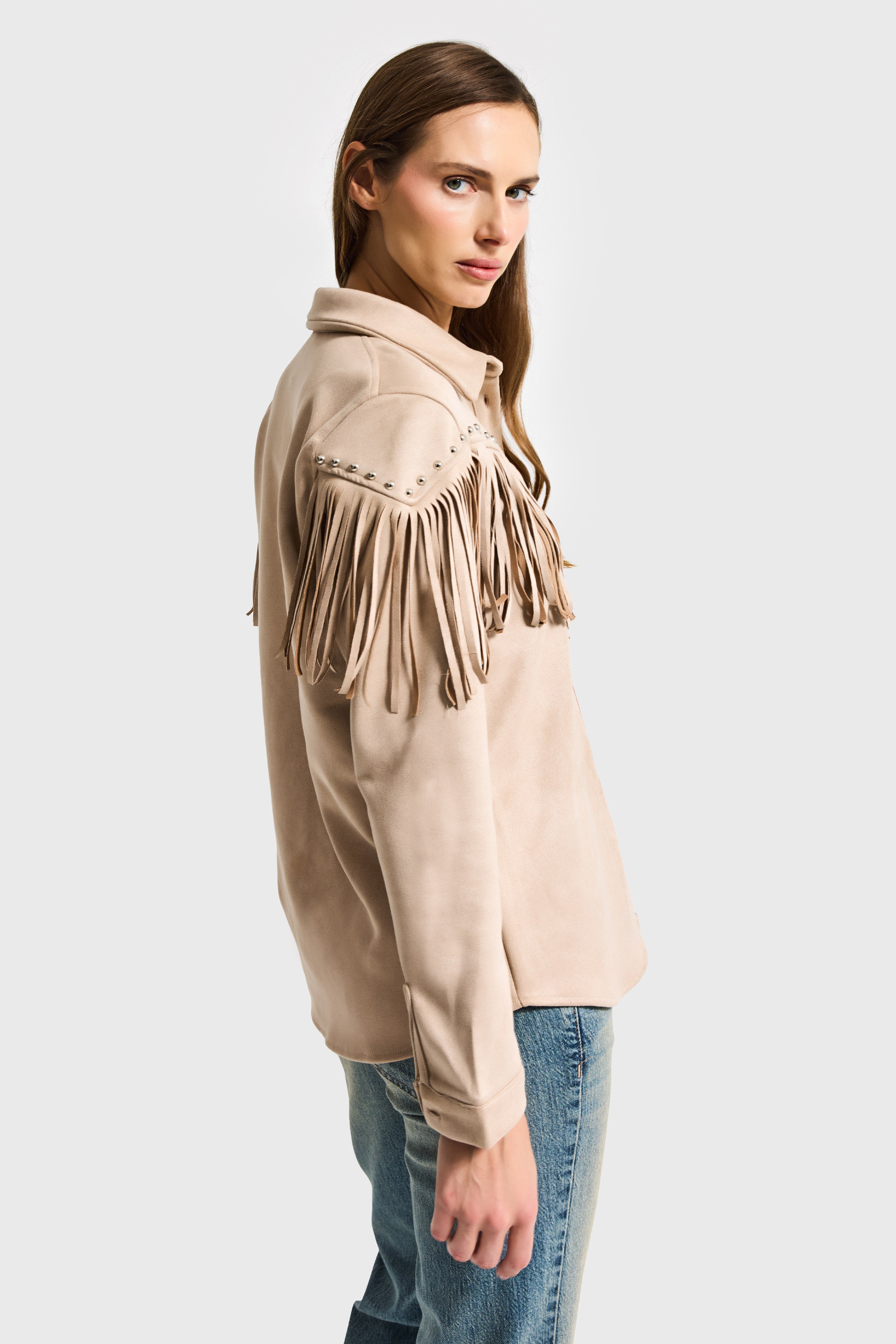 Kadın Taş Renk Süet Kumaş Püskül ve Drop Detaylı Tasarım Gömlek Ceket