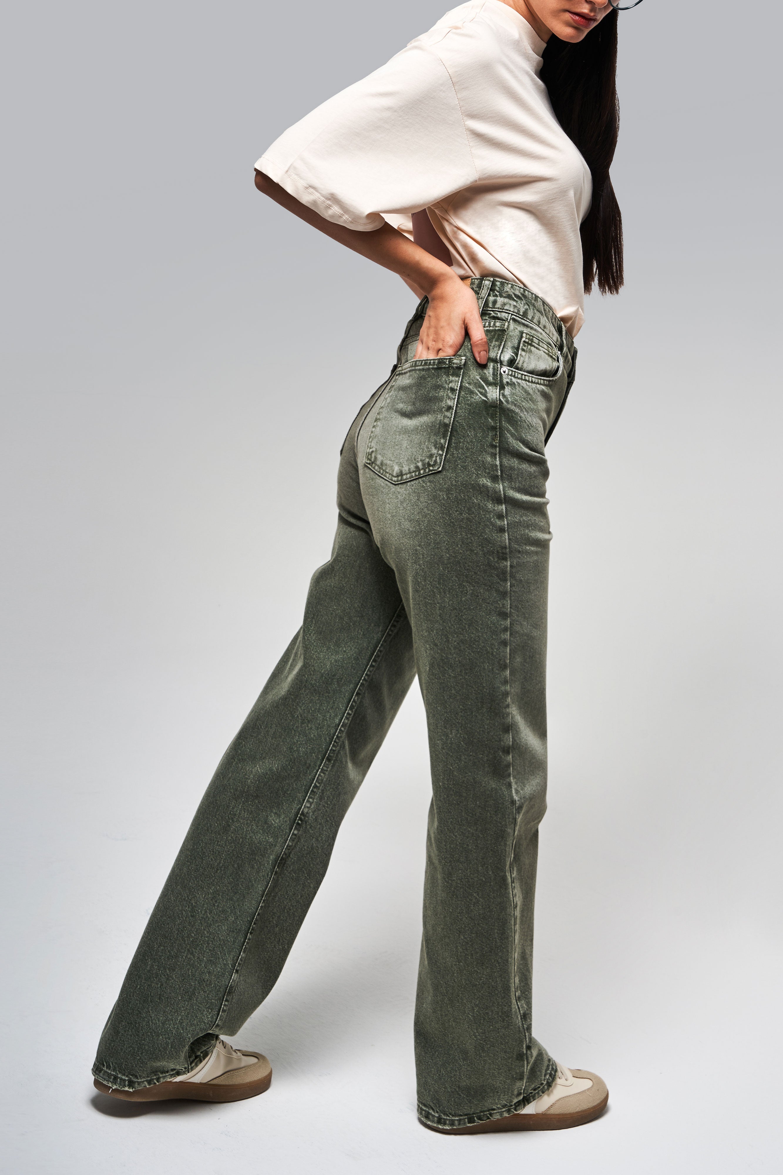 Kadın Taşlanmış Haki Renk 2s5-15 Straight Fit Yüksek Bel %100 Koton İç Boy 80 Cm Denim Jean