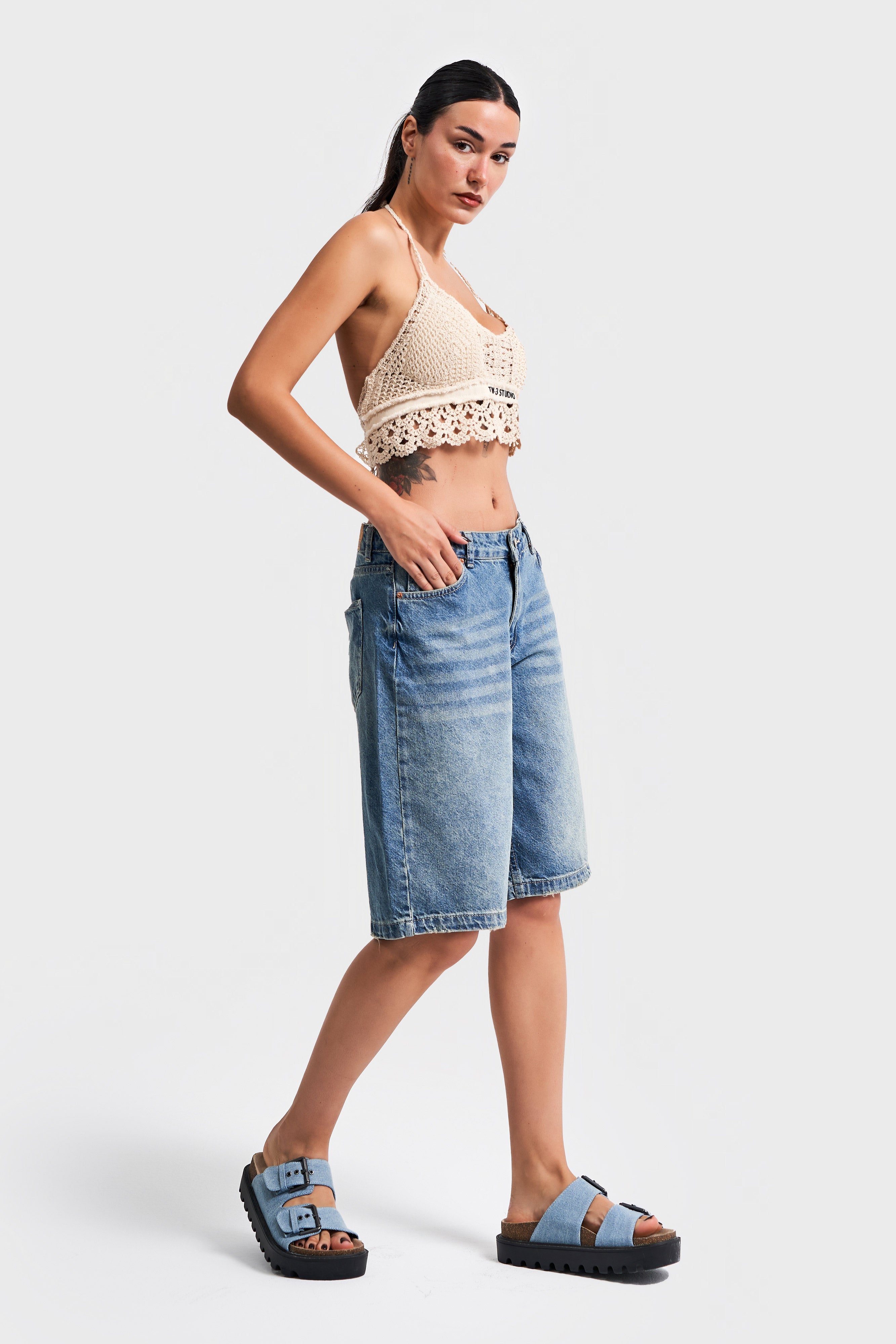 Women's Tint Denim Color Baggy Fit Midi Length Denim Shorts