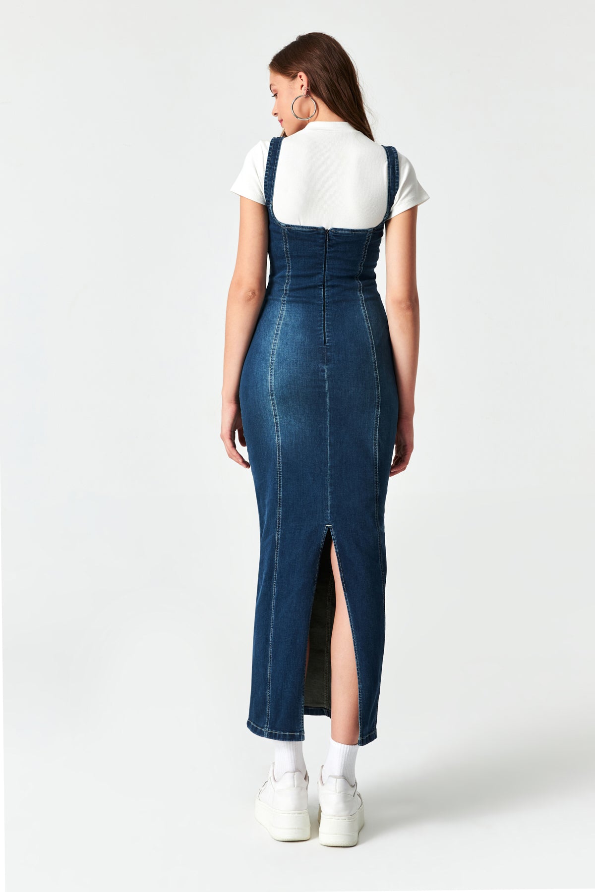 Kadın Tint Kot Rengi Esnek Kumaş Arkadan Yırtmaçlı Uzun Denim Elbise