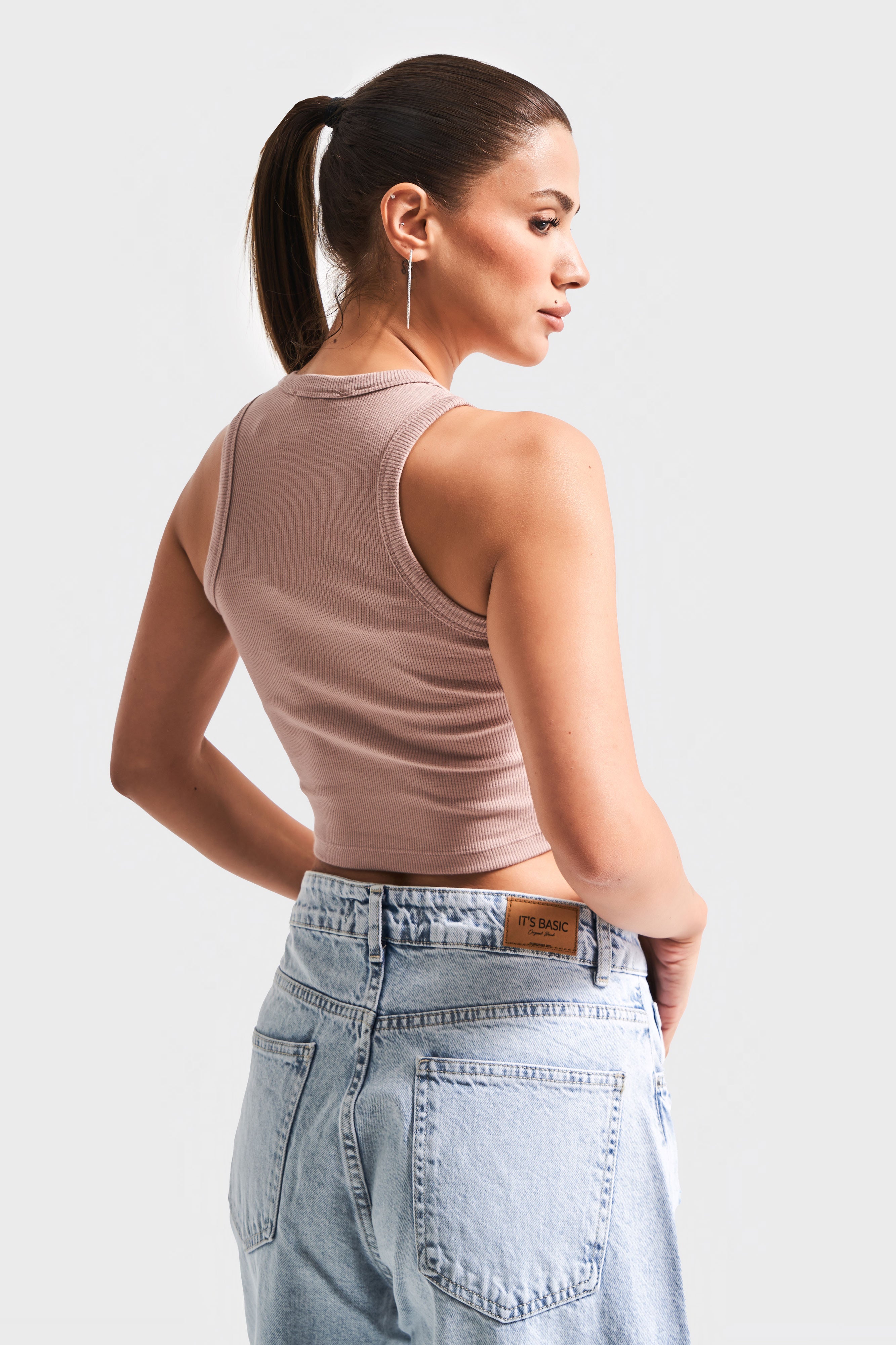 Kadın Vizon Renk Halter Yaka İnce Fitil Kaşkorse Crop Top