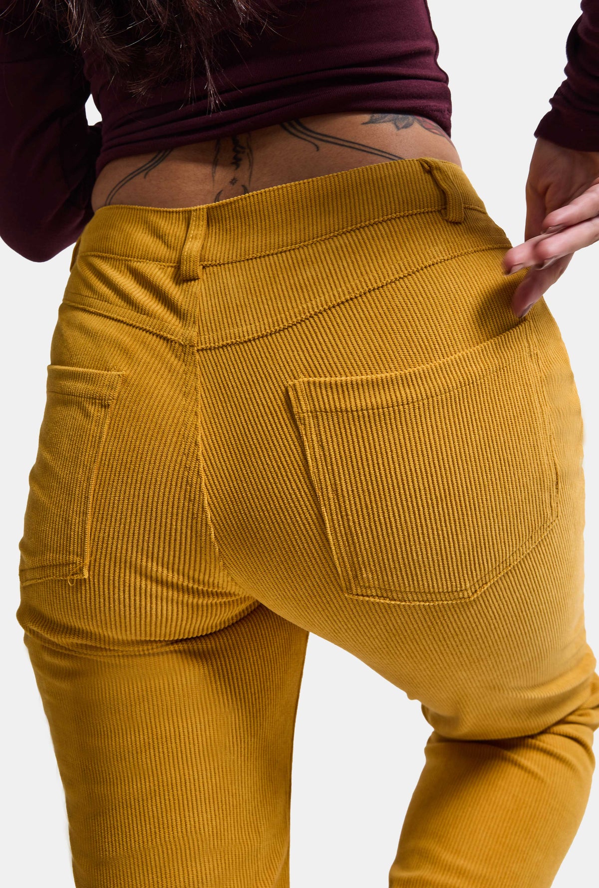 Kadın Hardal Sarı Flare Fit Velvet Kadife Kumaş Pantolon