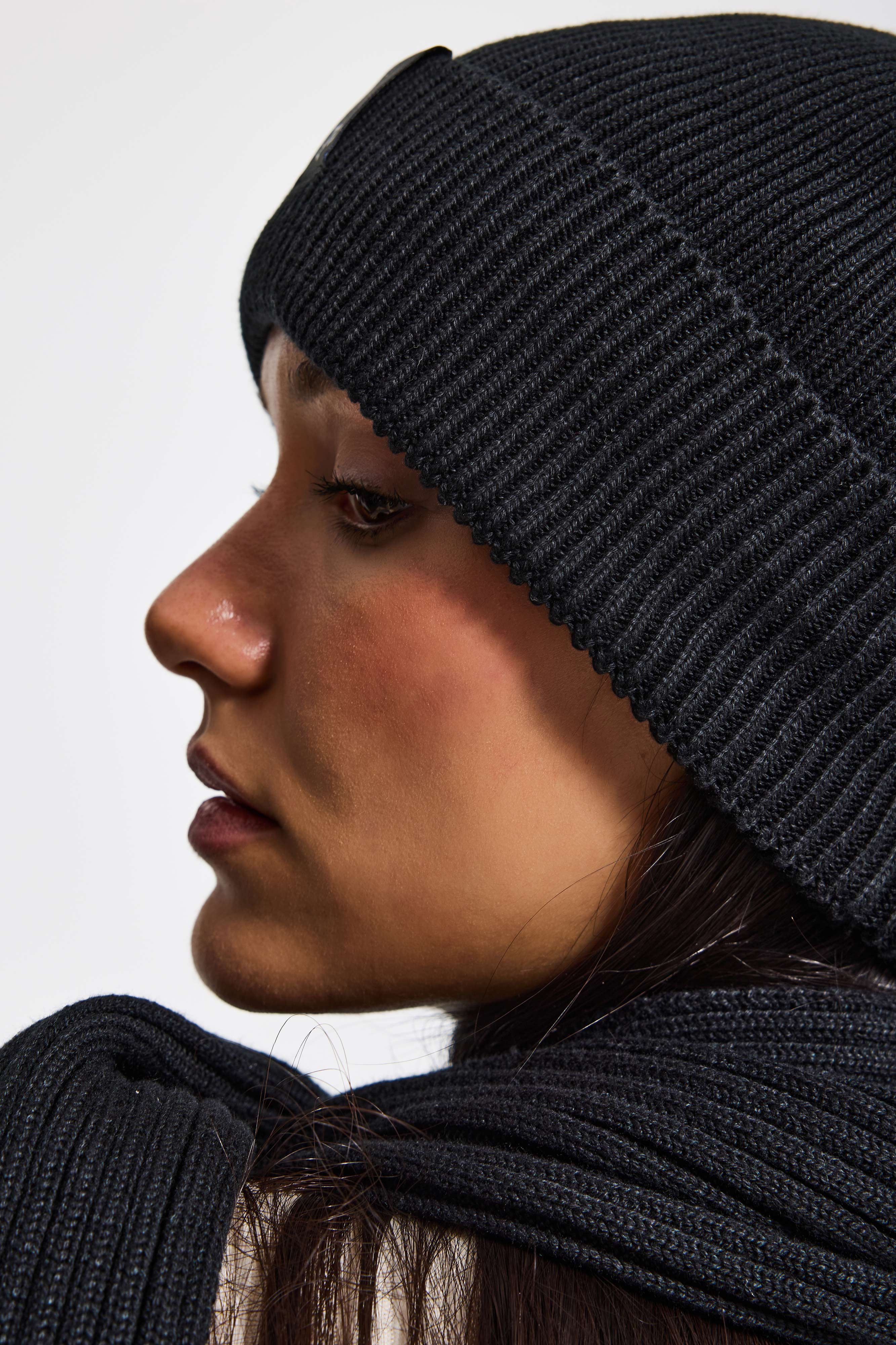 Siyah Fitilli Kumaş Bere Atkı 2'li Takım